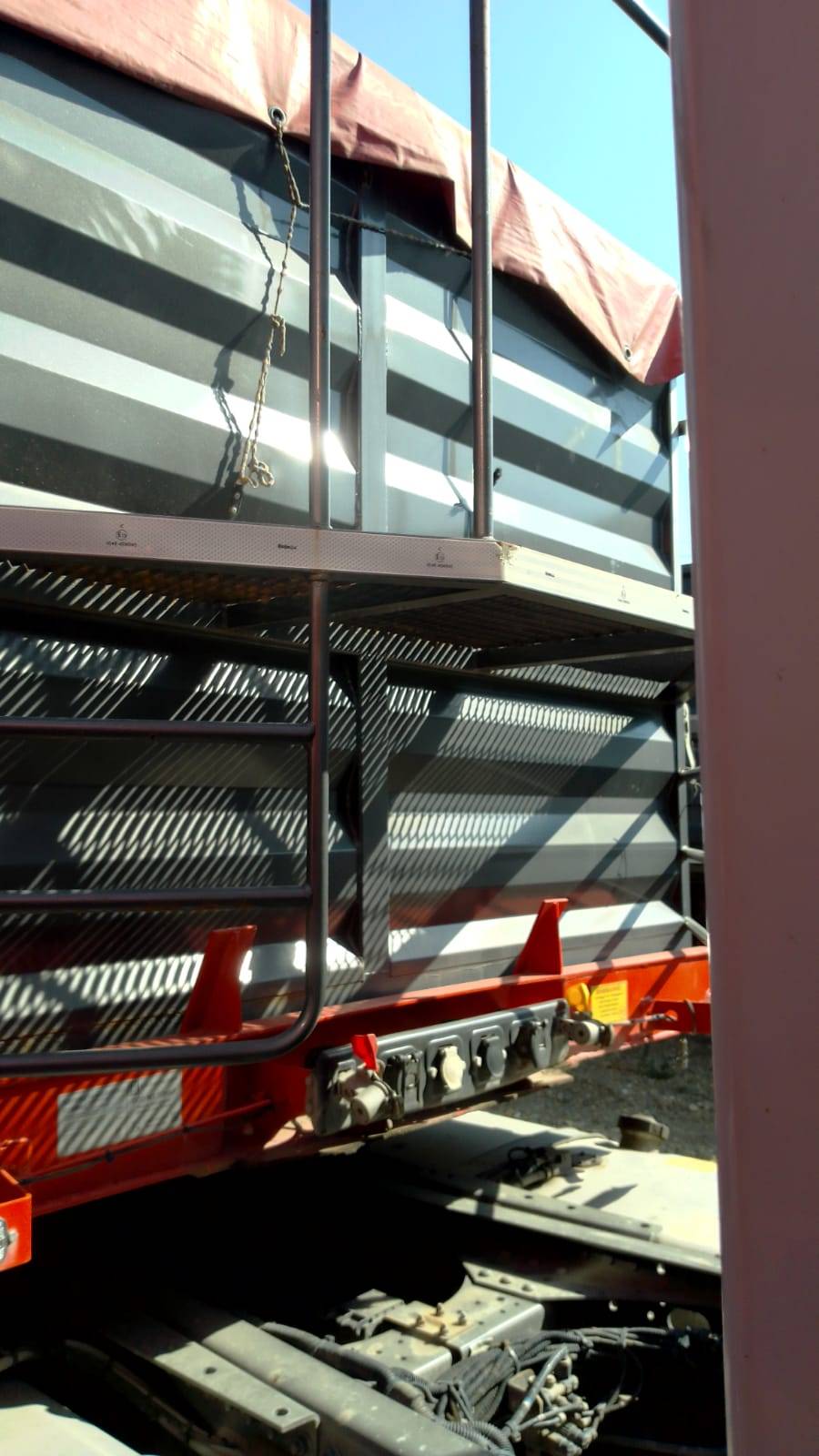 Тонар Зерновоз 9989, 2023 года в лизинг