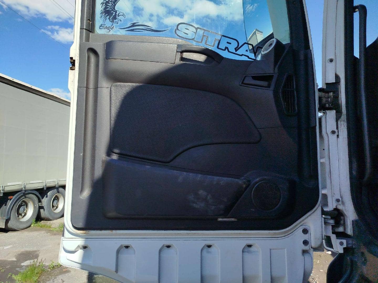 Sitrak С7Н 6×4 ZZ4256V364HE,  409 598 км, 2022 года в лизинг