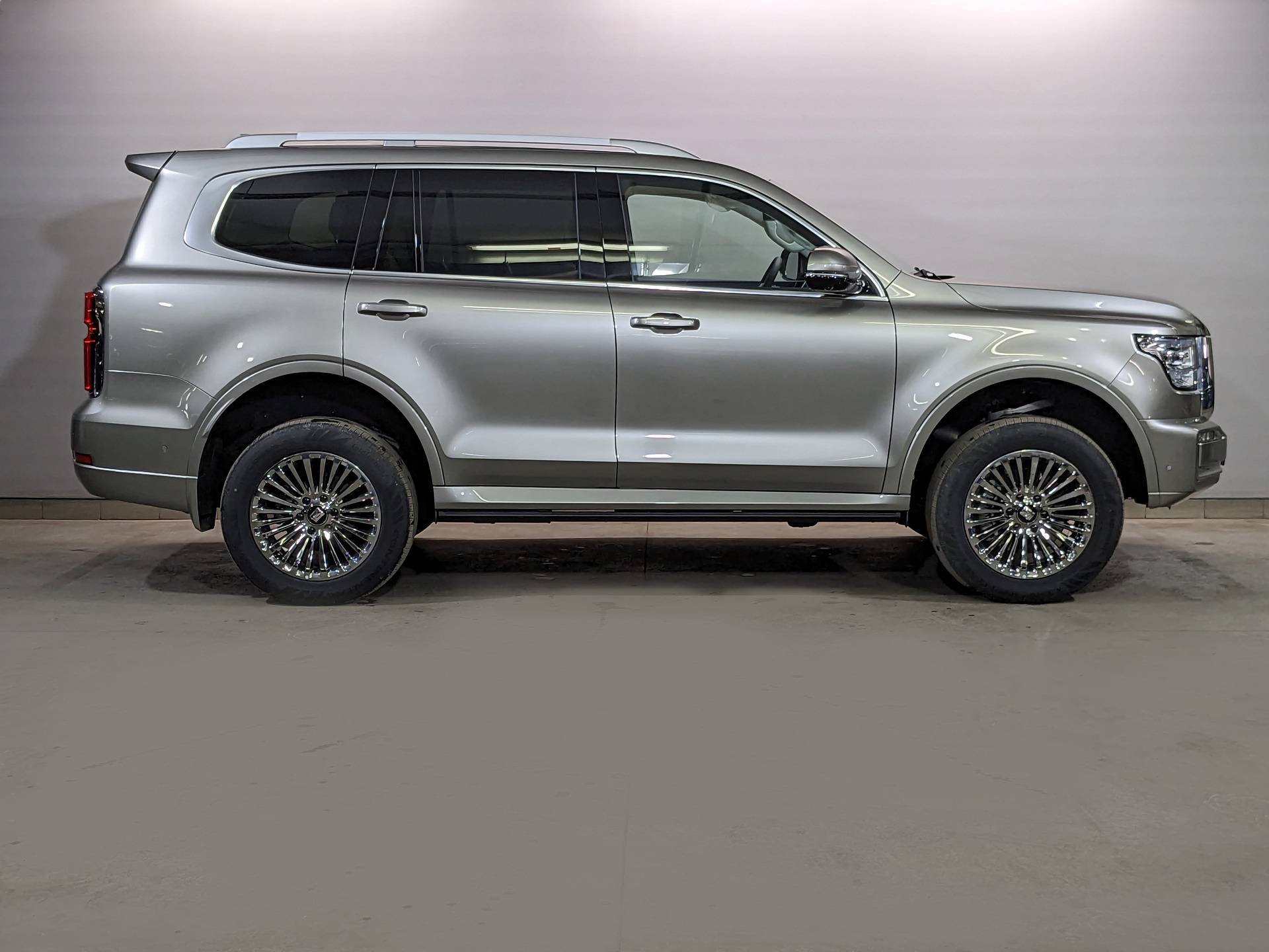 Tank 500 Premium 3.0 9AT 4WD