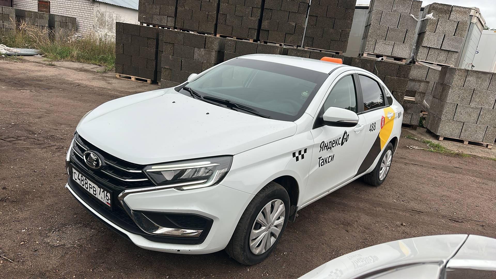 Lada Vesta седан