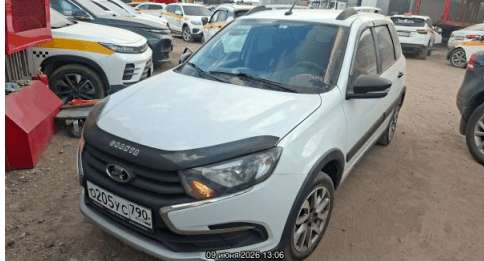 Lada Granta Кросс,  92 485 км, 2023 года в лизинг