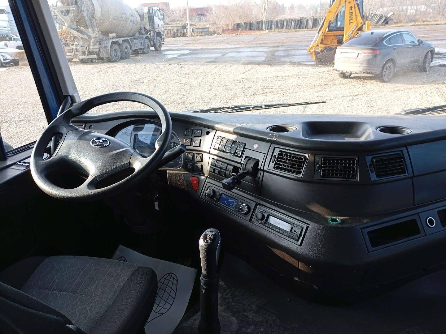 HONGYAN CQ4187HD12381T LNG,  157 889 км, 2023 года в лизинг