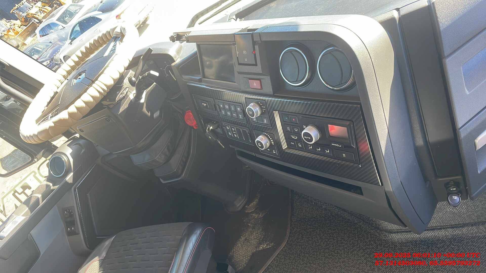 Renault T 520 4x2 (High Sleeper Cab),  377 894 км, 2022 года в лизинг