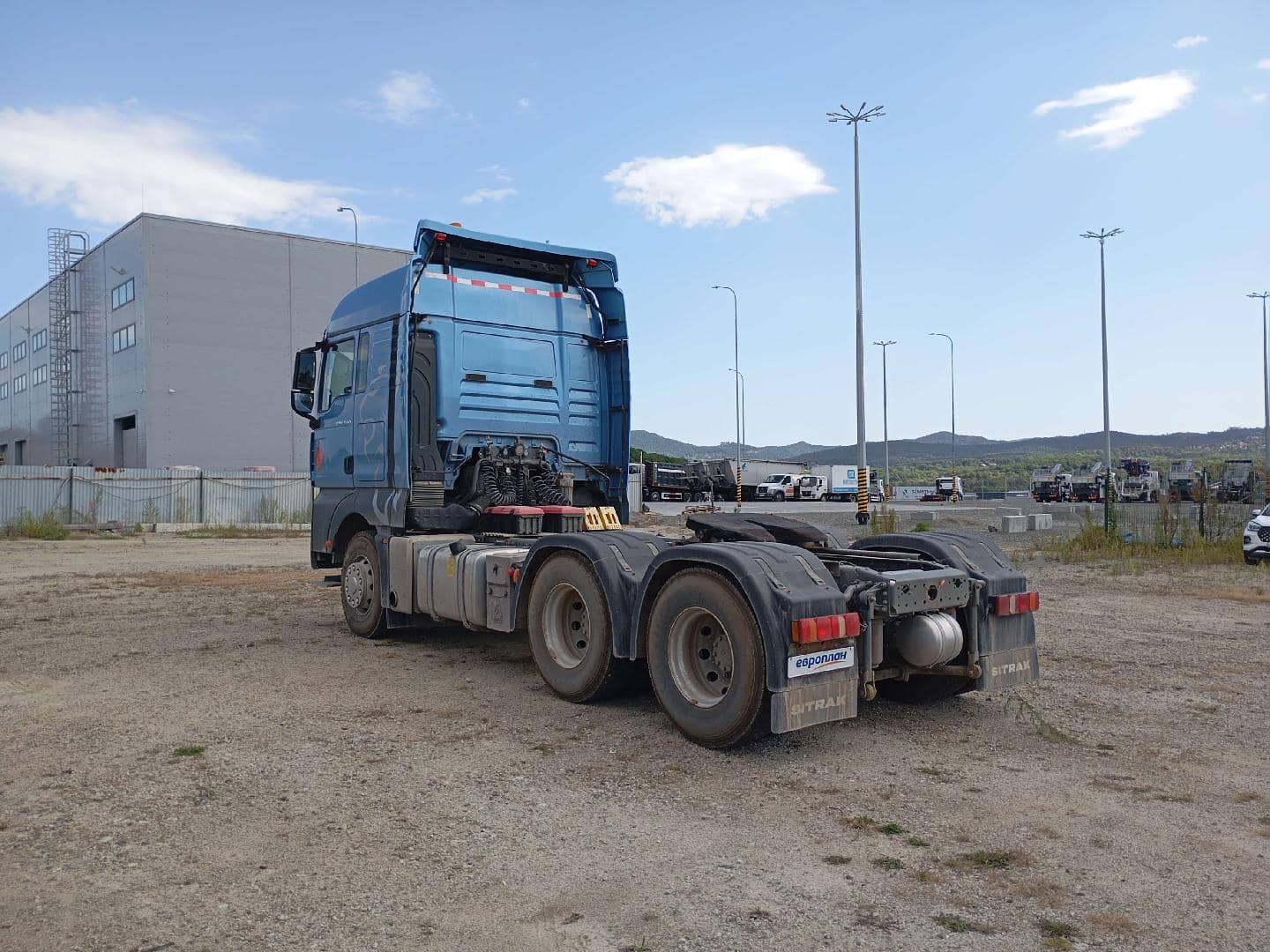 Sitrak С7Н 6×4 ZZ4256V364HE,  126 653 км, 2023 года в лизинг