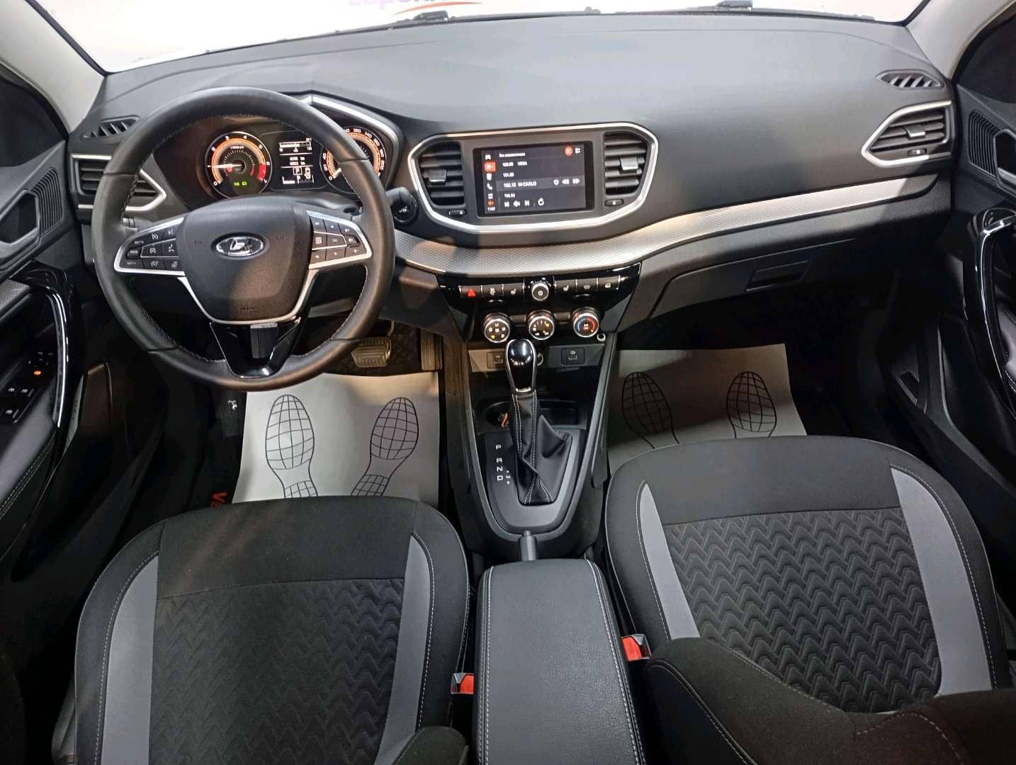 Lada Vesta седан,  42 793 км, 2024 года в лизинг