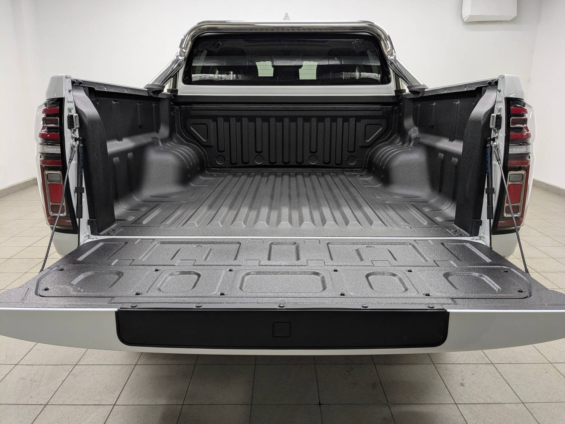 Great Wall Poer 2.0 AT 4WD Premium