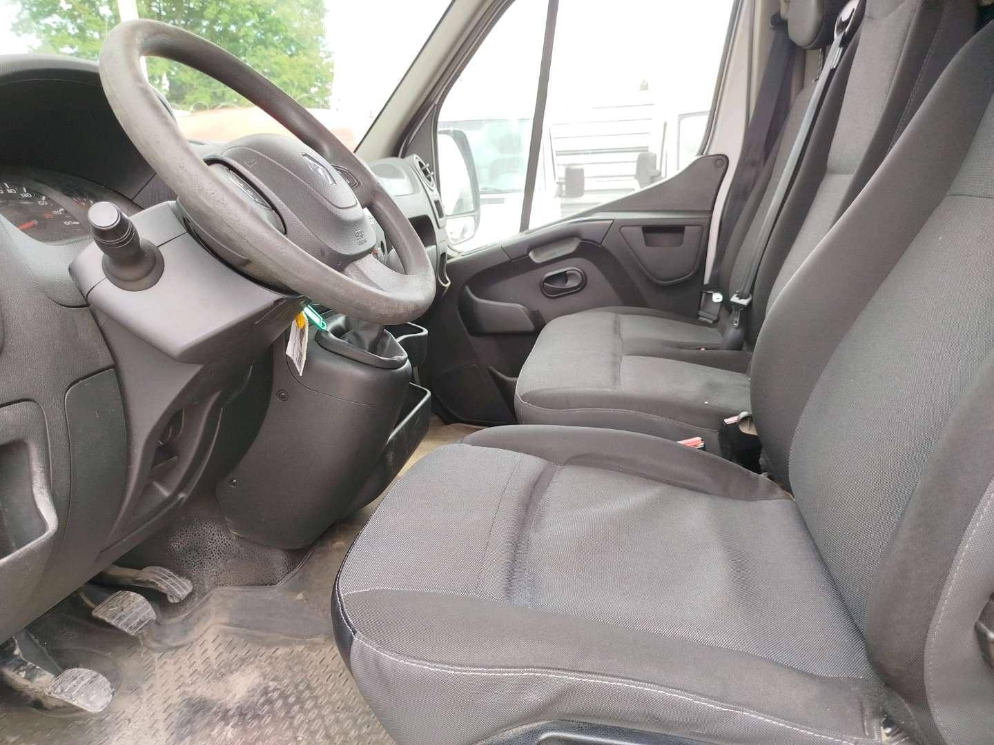 Renault Master,  195 376 км, 2019 года в лизинг