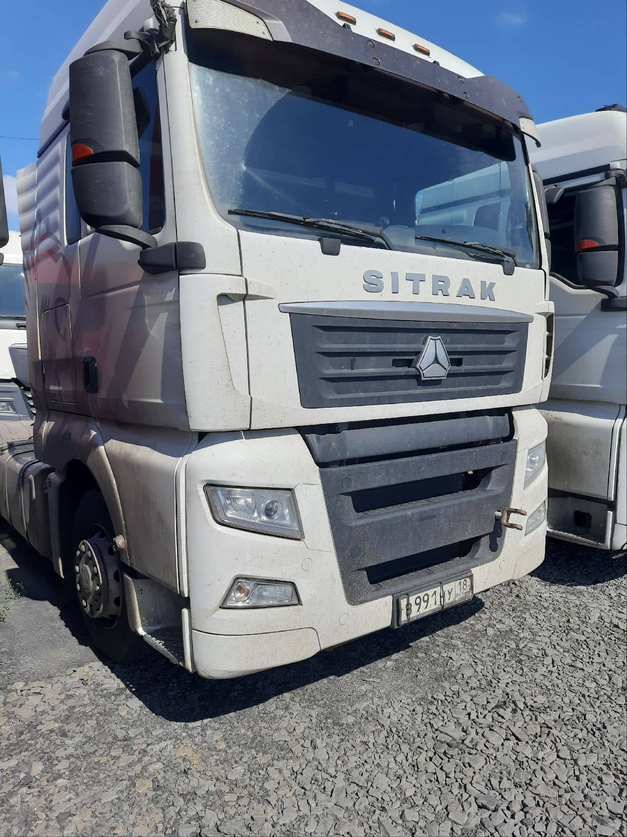 Sitrak C7H 4x2 ZZ4186V361HE