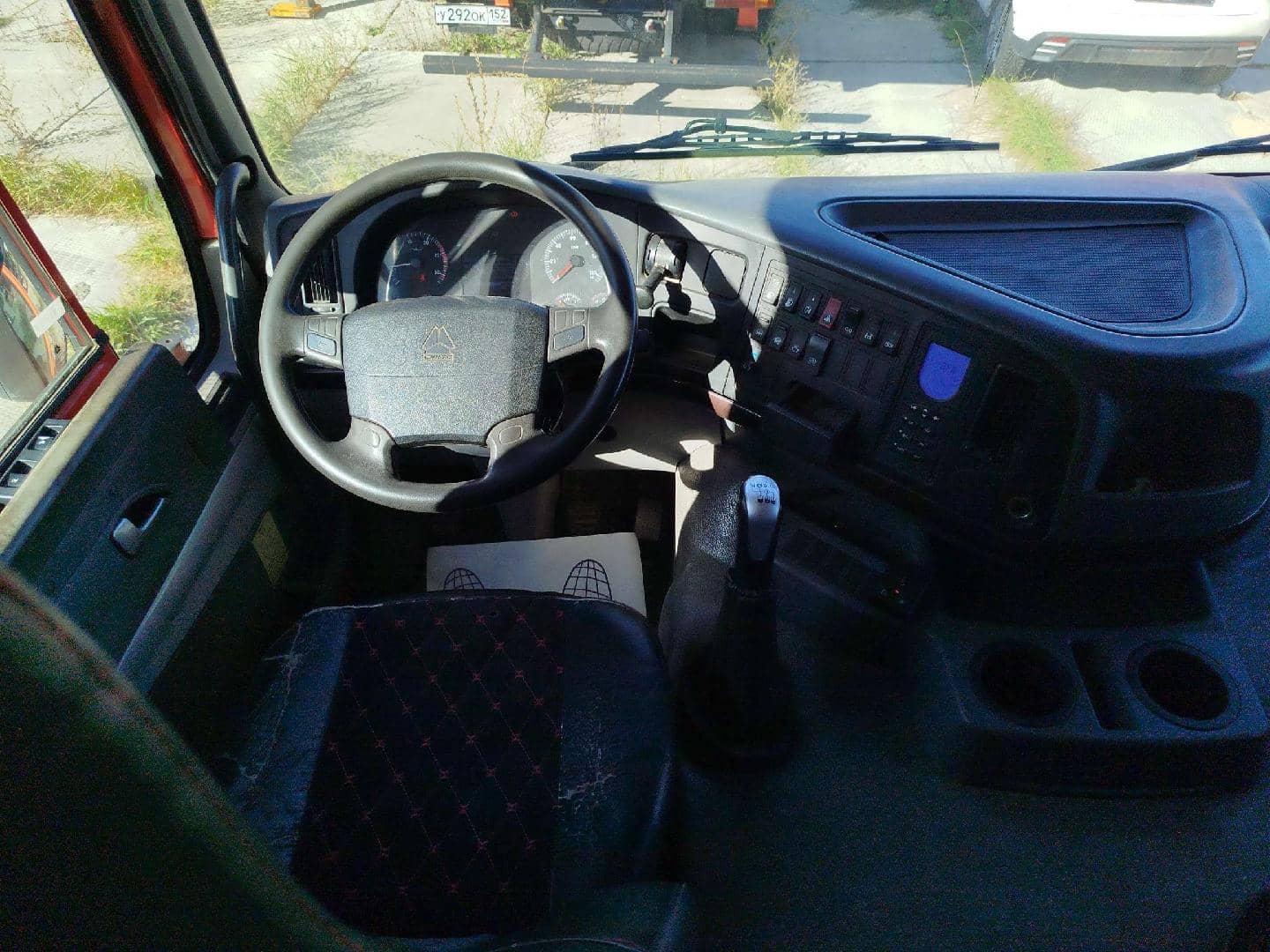 HOWO ZZ3407S3867Е 8х4,  200 773 км, 2021 года в лизинг