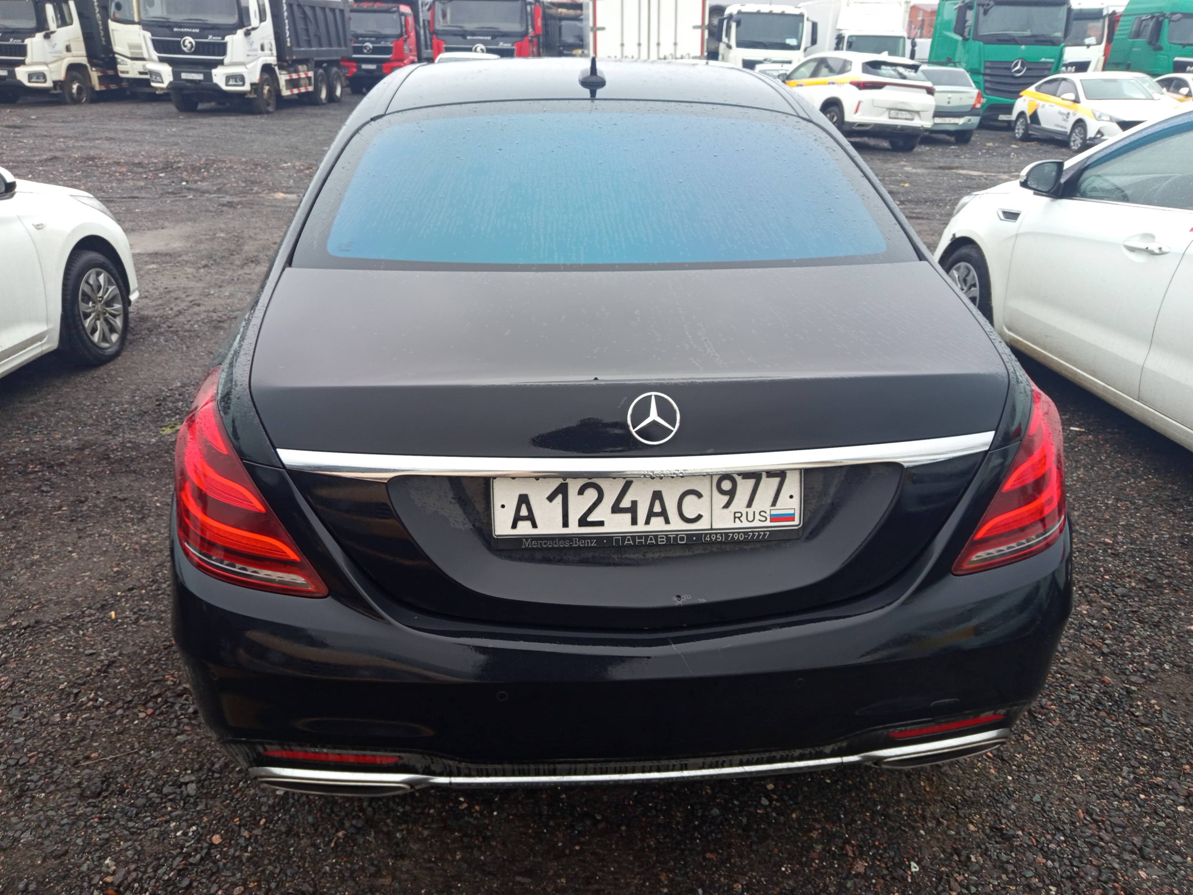 Mercedes-Benz S седан,  182 996 км, 2017 года в лизинг