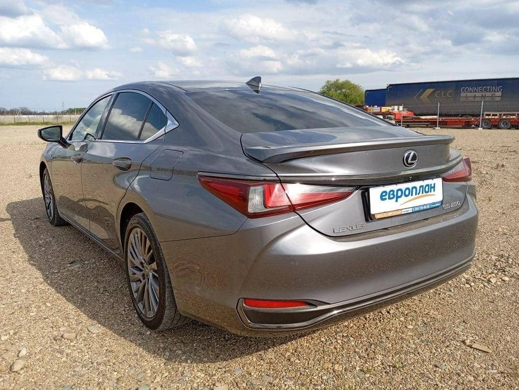 Lexus ES 250,  84 734 км, 2021 года в лизинг