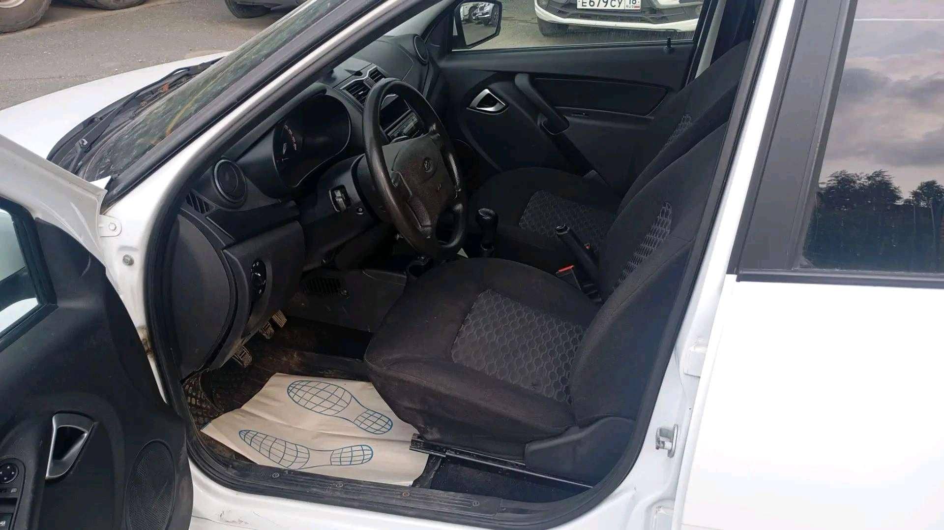 Lada Granta лифтбек,  157 983 км, 2024 года в лизинг