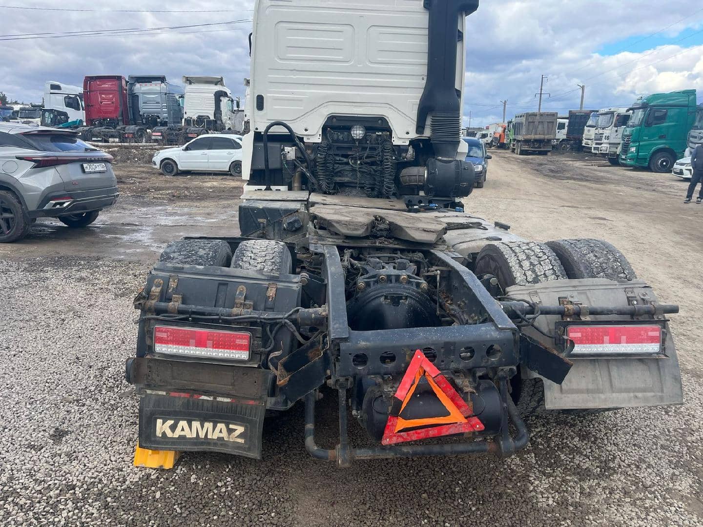 КАМАЗ 5490-S5 (M1840),  300 000 км, 2021 года