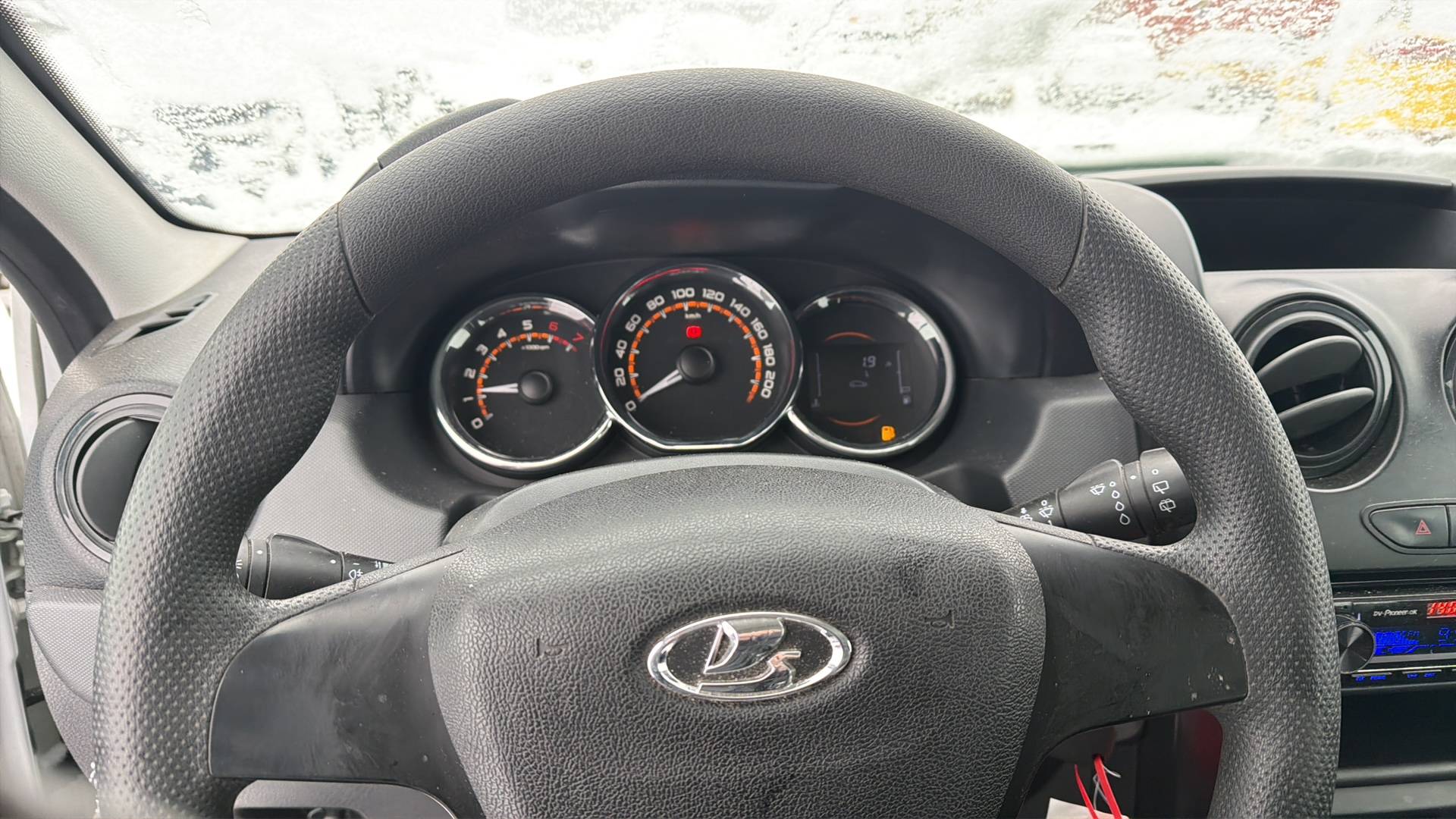 Lada Largus универсал,  684 км, 2025 года в лизинг