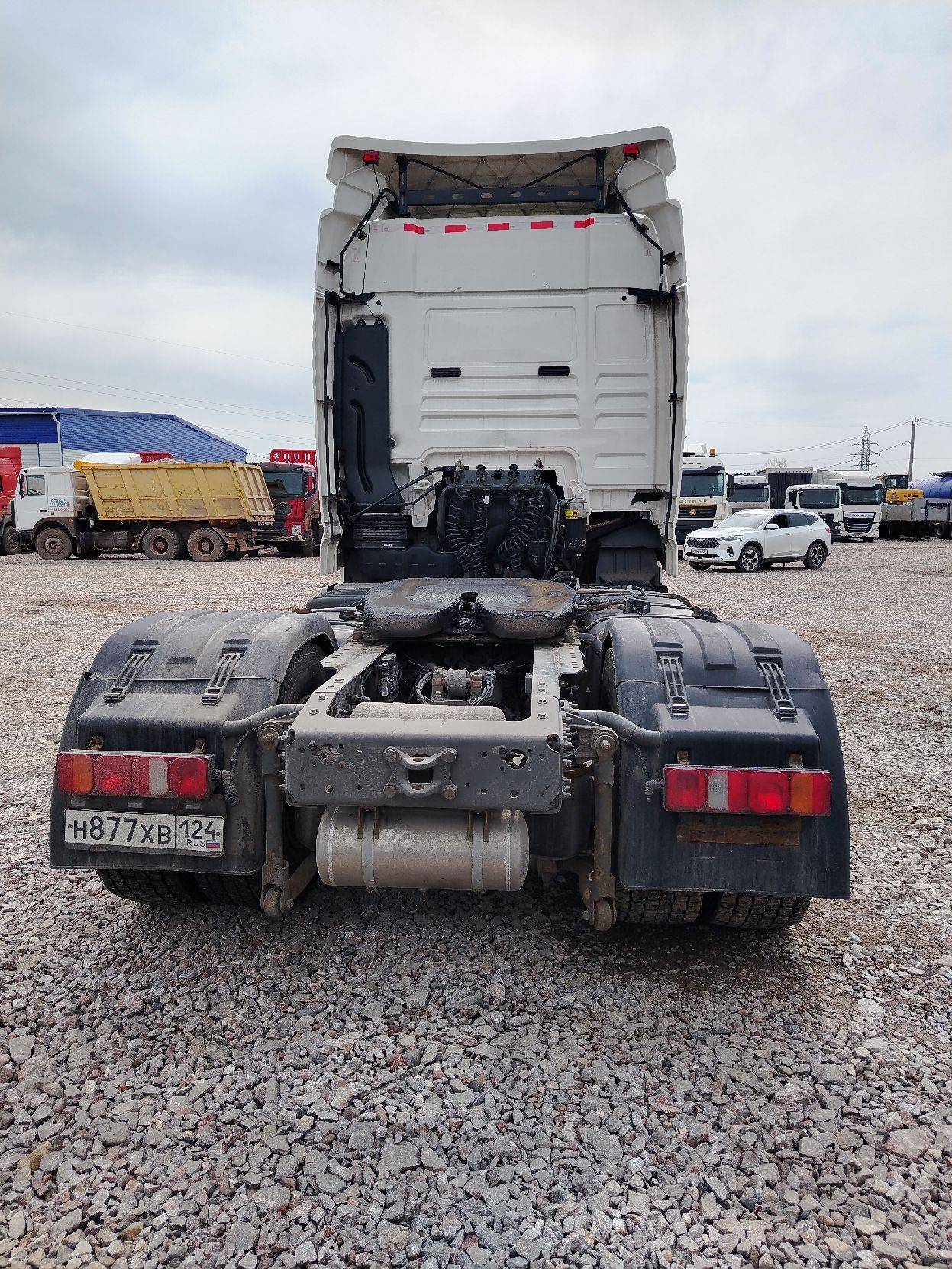 Sitrak ZZ4186V391HE,  383 262 км, 2023 года в лизинг