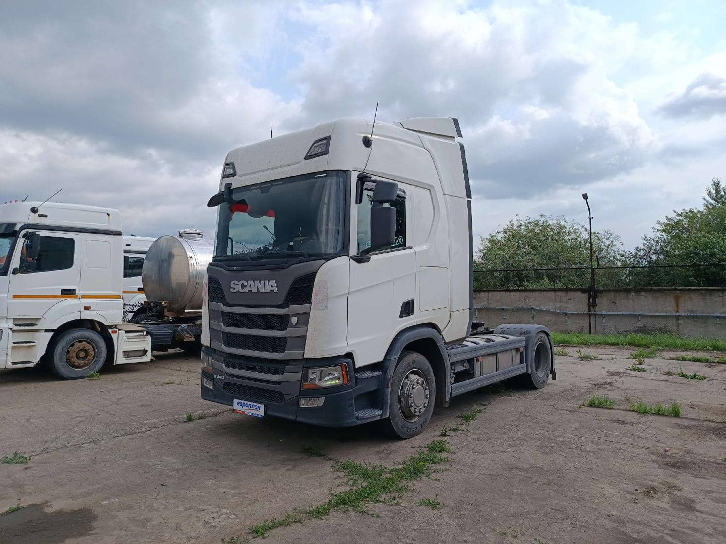 SCANIA R 440 A4x2NA (Highline)