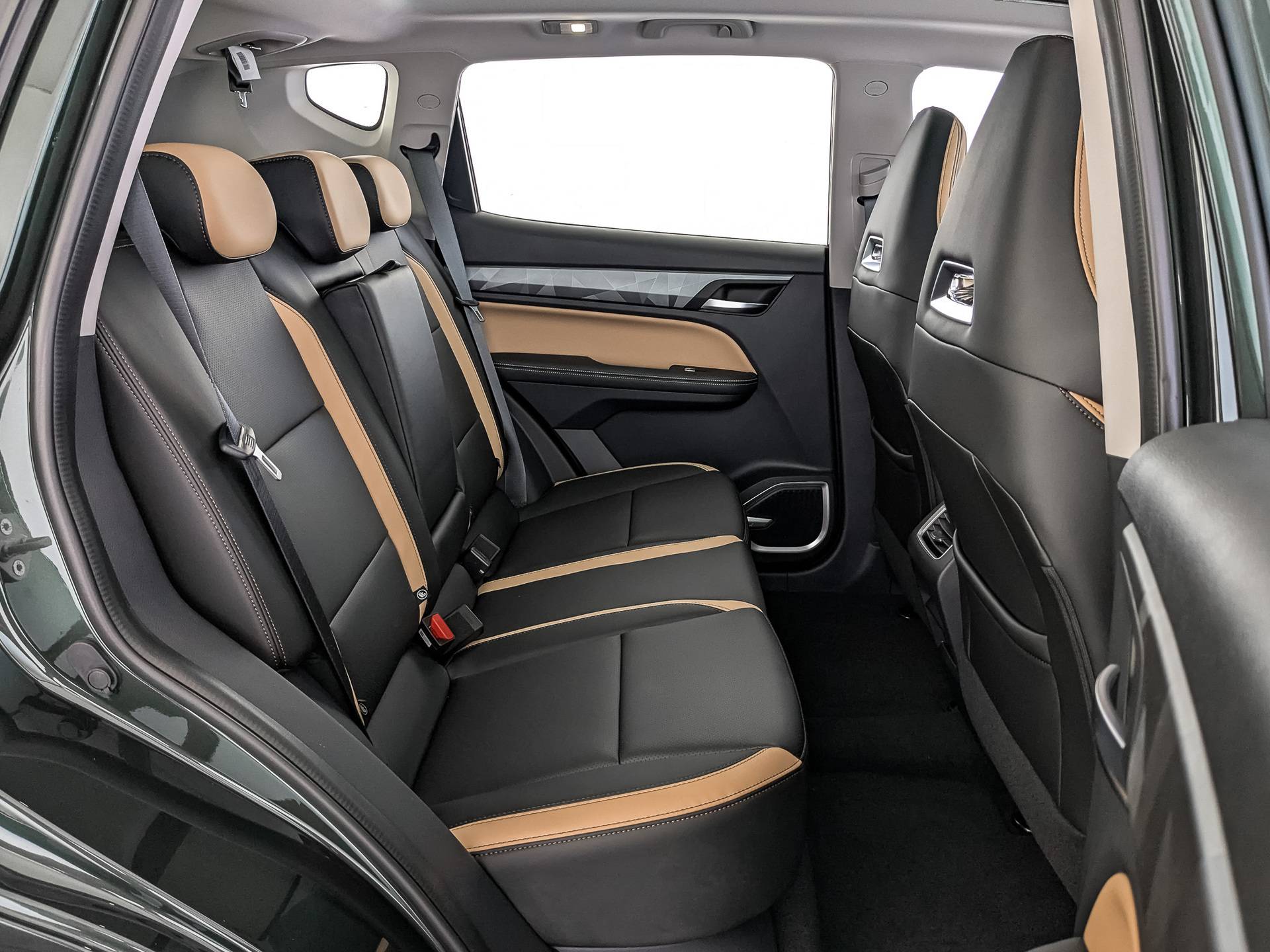 Livan X6PRO Premium 1.5 7DCT