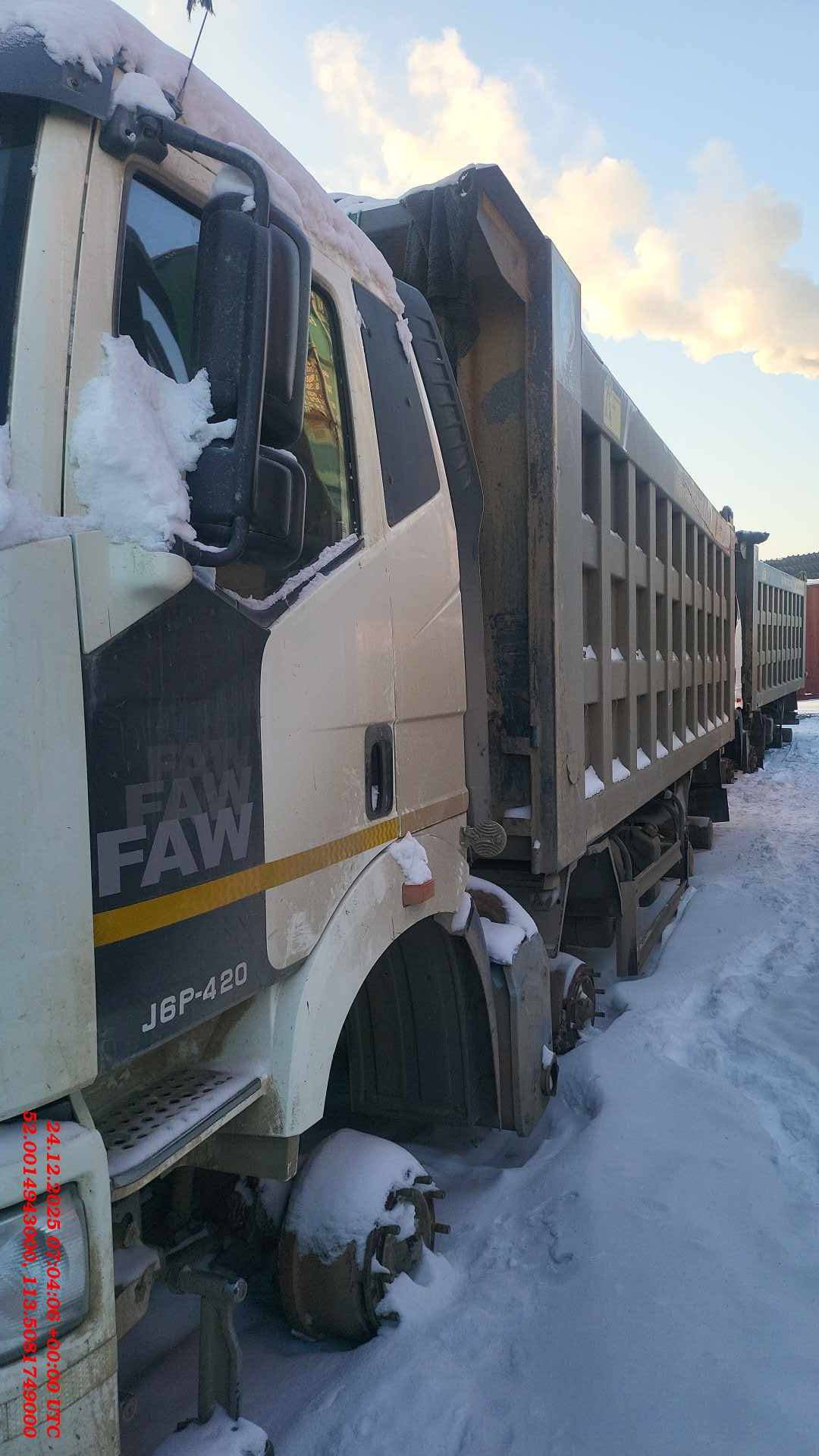 FAW CA3310P66K24T4E5 8х4,  195 000 км, 2022 года в лизинг