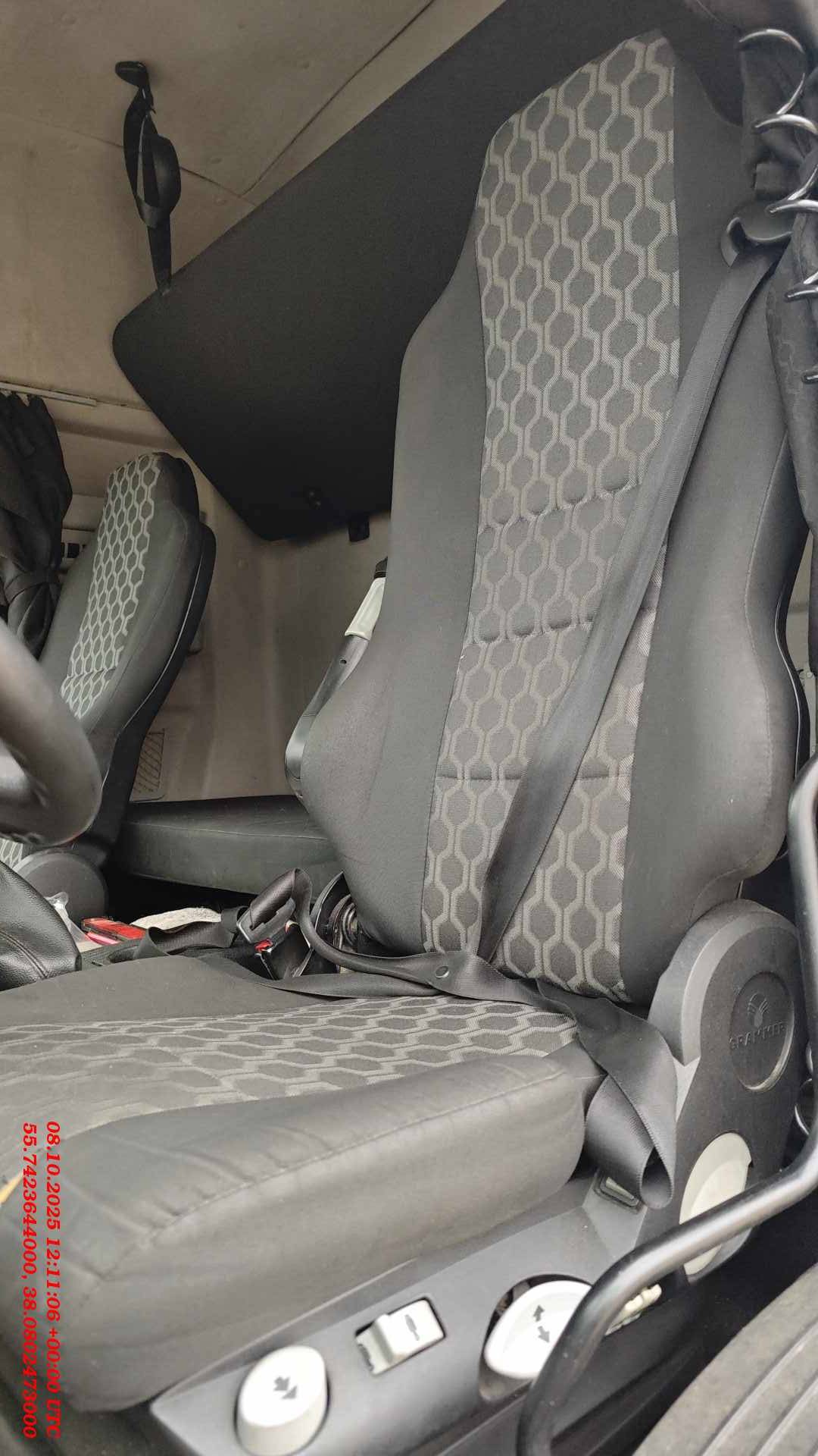 Ford CARGO 1848Т 4x2,  850 403 км, 2018 года в лизинг