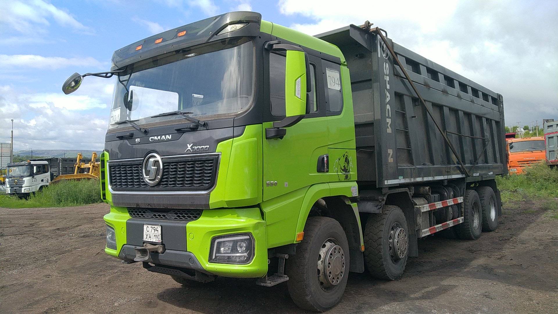 Shacman SX331863366,  95 403 км, 2024 года в лизинг