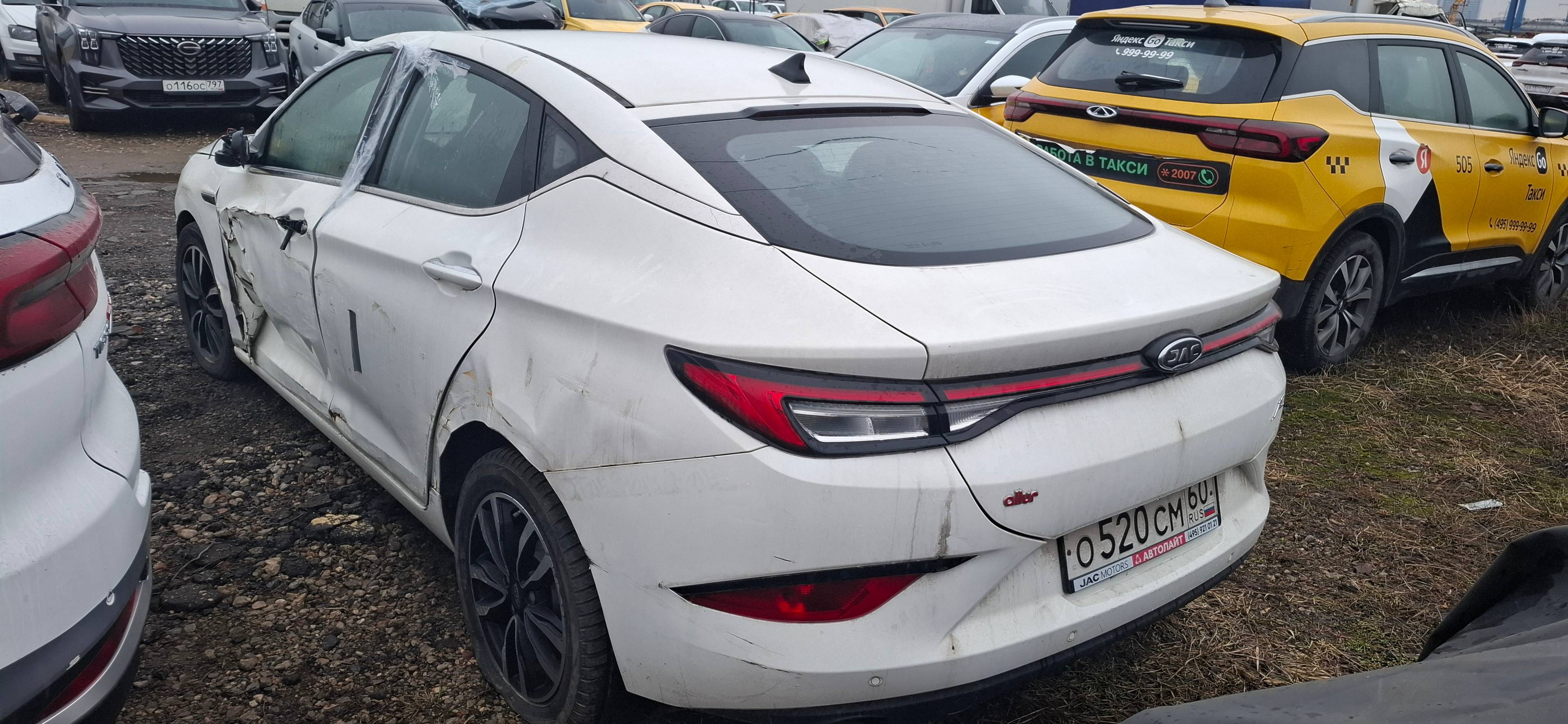 JAC J7,  50 000 км, 2023 года