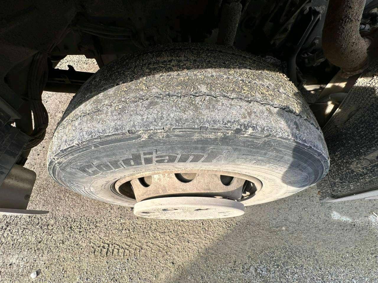 Shacman SX42584V324,  229 714 км, 2024 года в лизинг