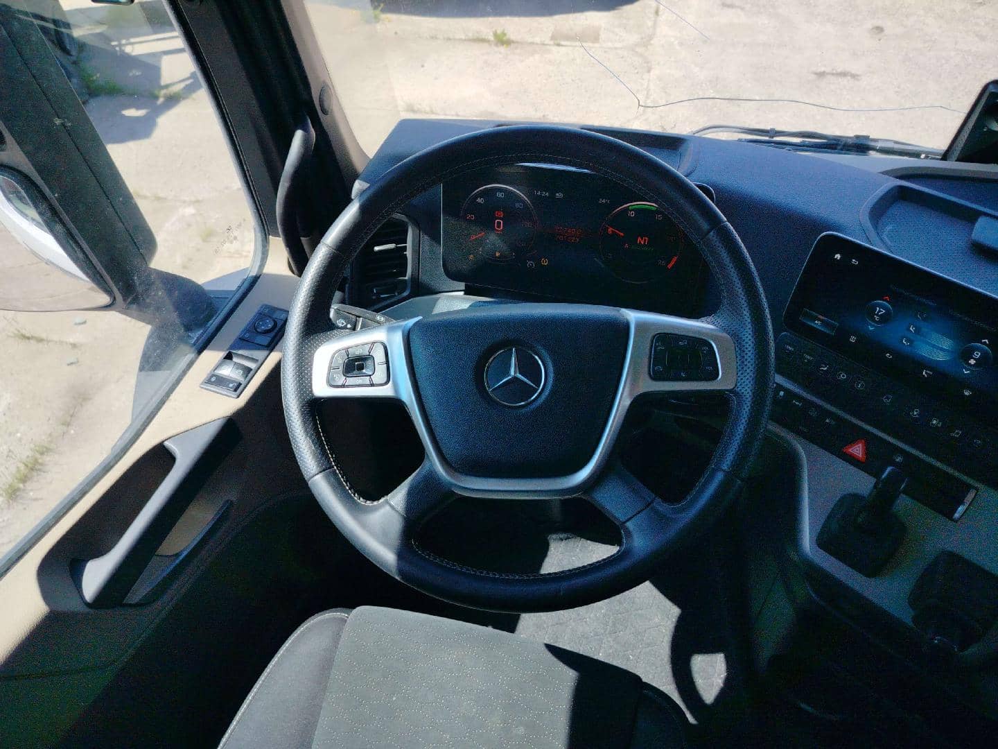 Mercedes-Benz Actros 1848 LS,  201 923 км, 2024 года в лизинг
