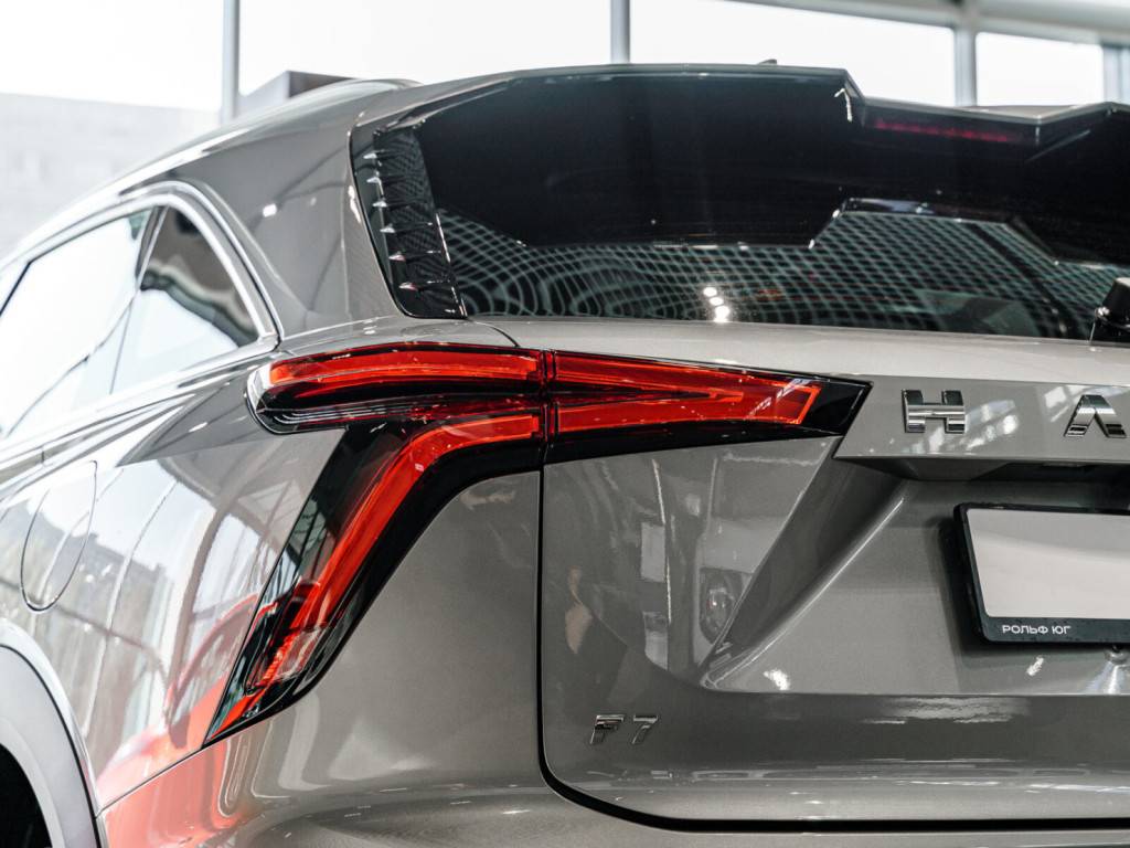 Haval F7 Tech Plus 2.0T 7DCT 4WD