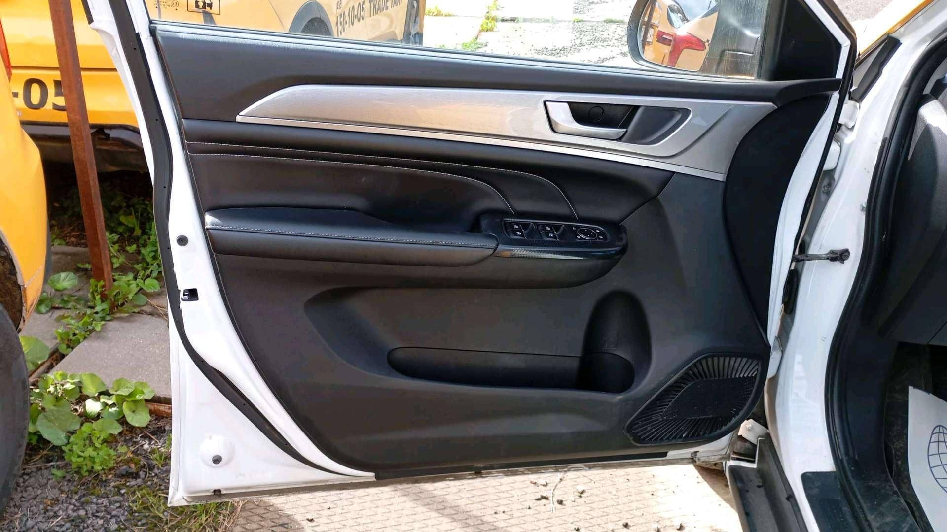 Haval M6,  123 902 км, 2023 года в лизинг