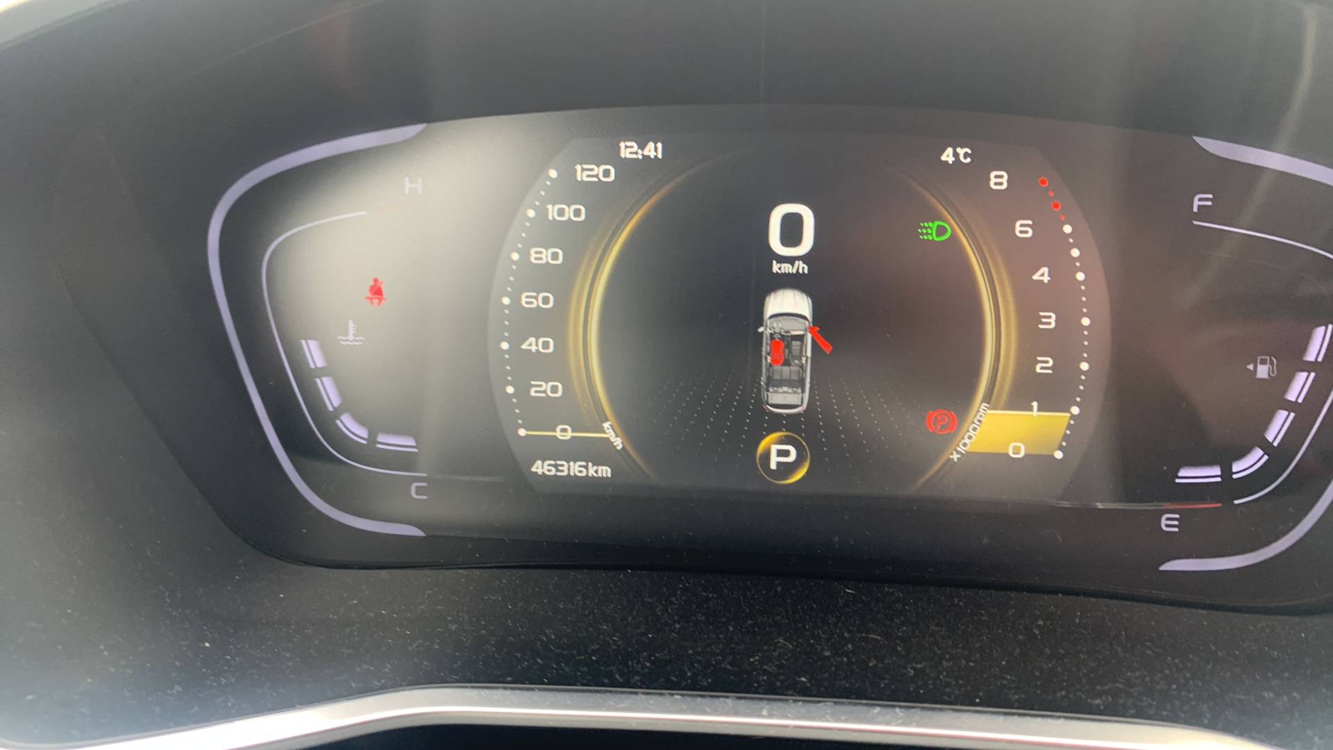 Geely Coolray,  46 316 км, 2023 года в лизинг