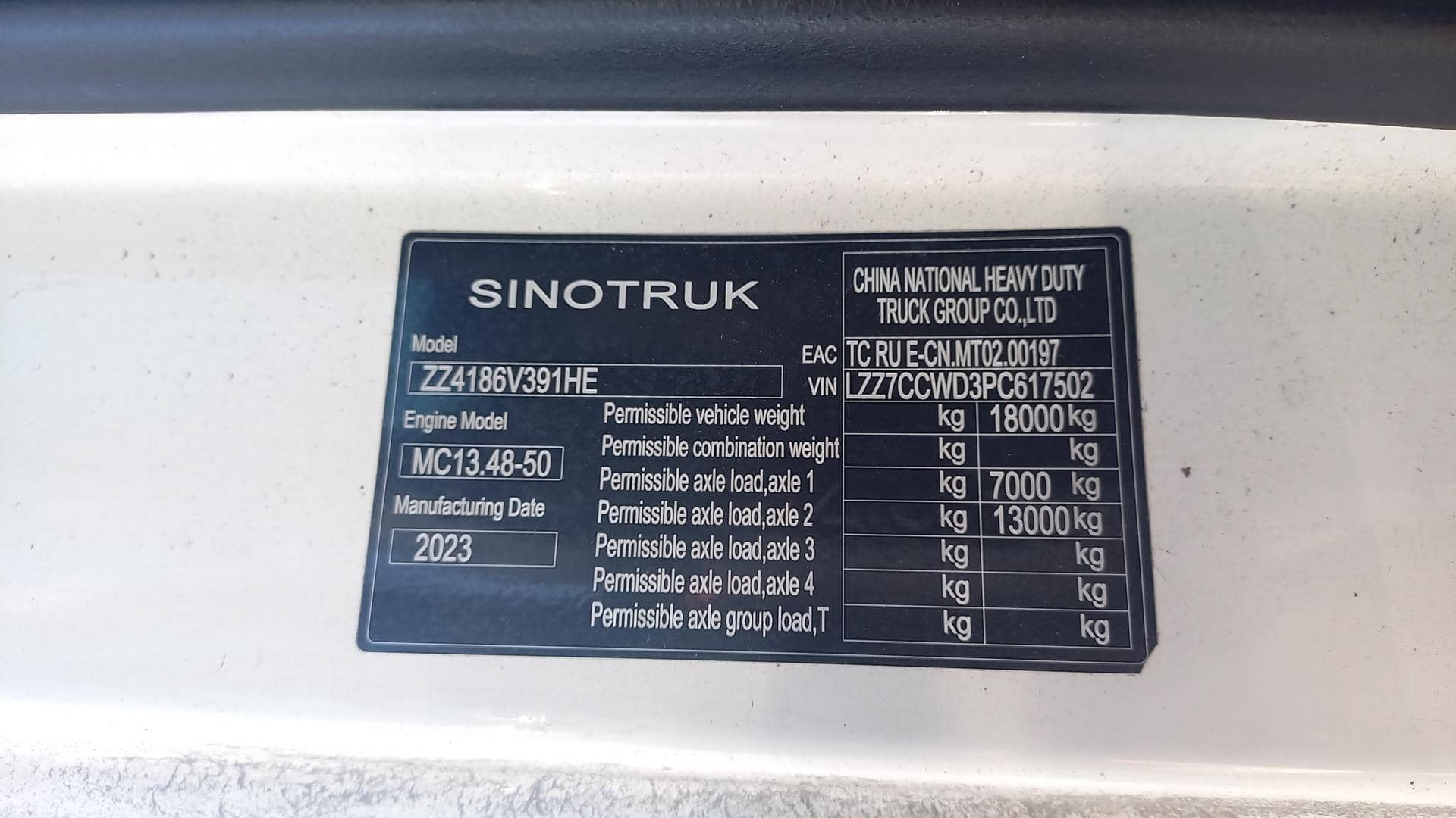 Sitrak C7H MAX ZZ4186V391HE,  298 516 км, 2023 года в лизинг
