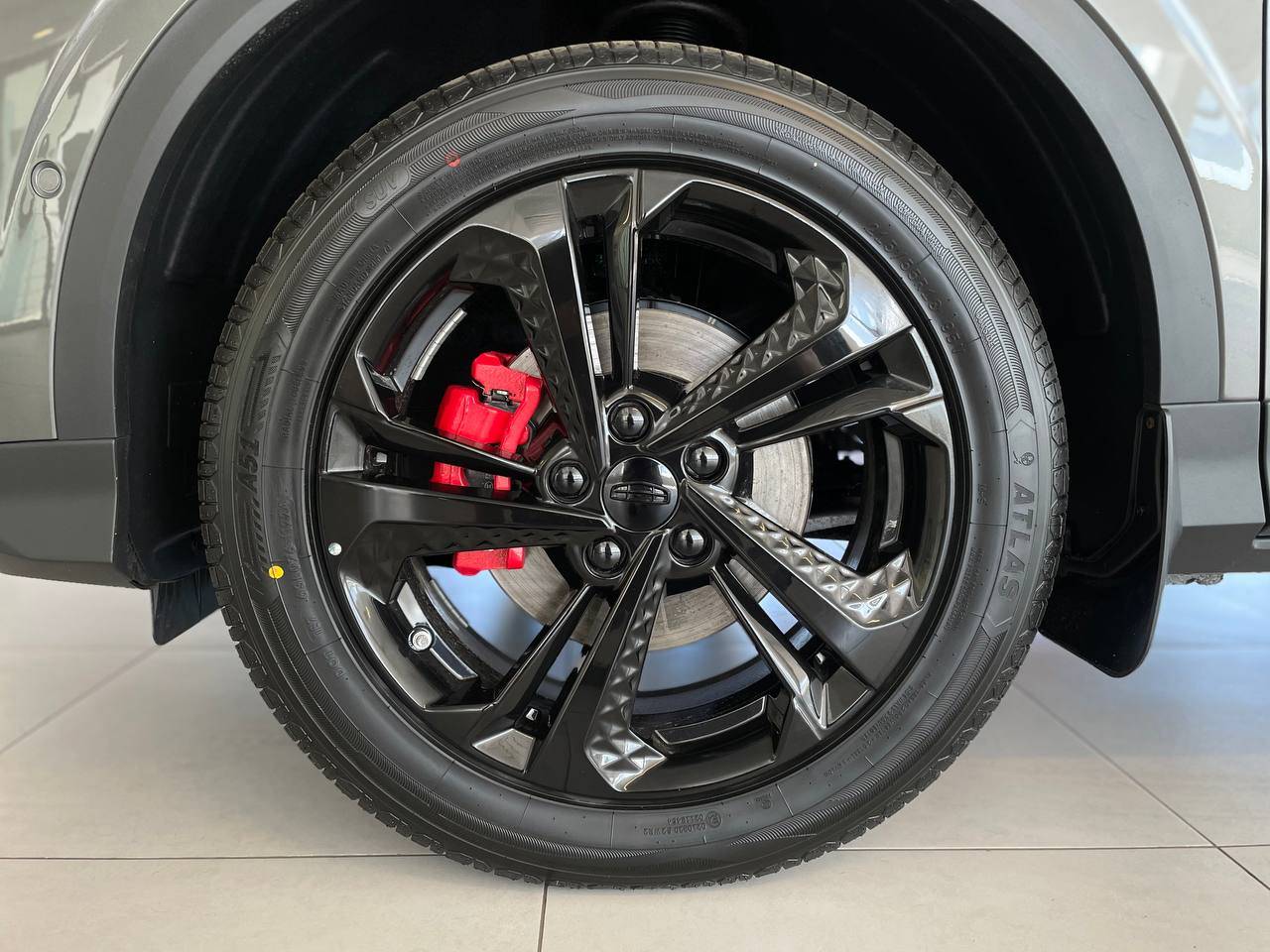 Geely Coolray Luxury 1.5T 7DCT