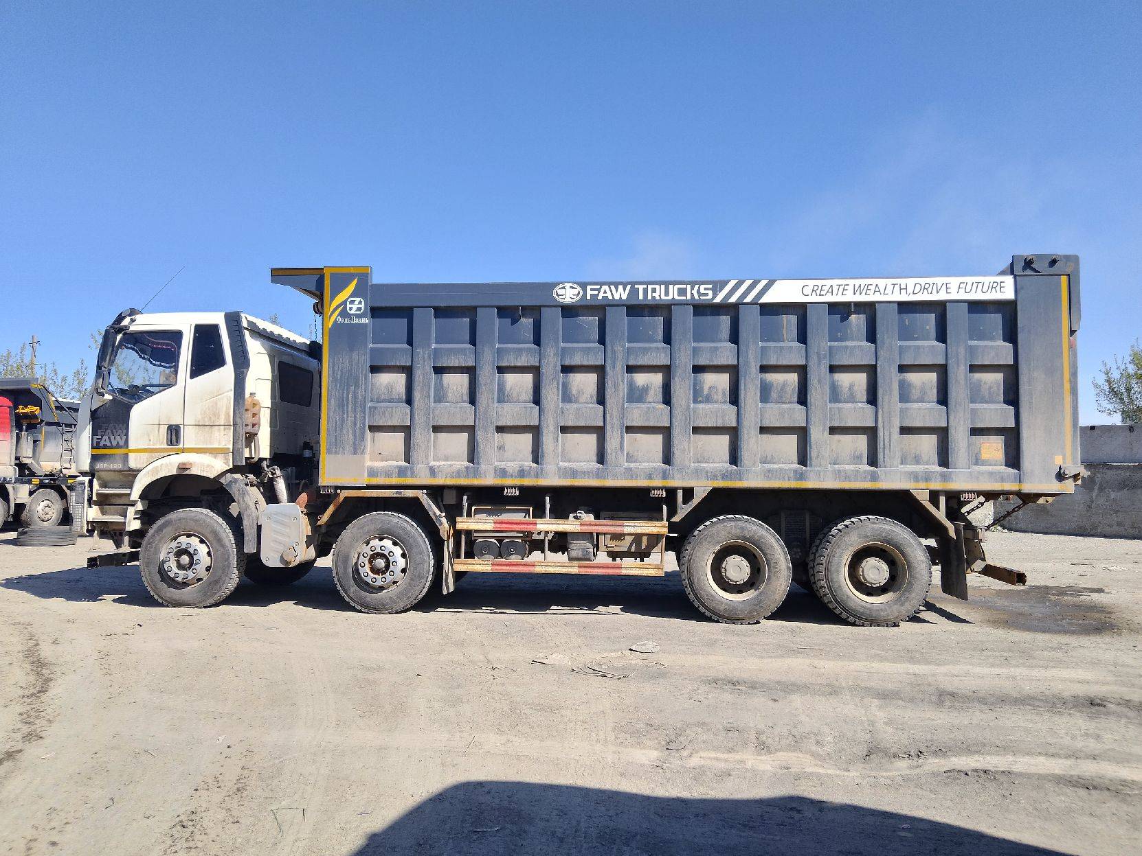 FAW CA3310P66K24T4E5 8х4 Лот 000006888