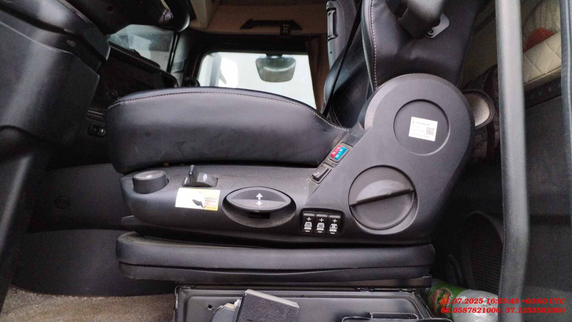 Shacman SX4188YY381,  149 735 км, 2024 года в лизинг