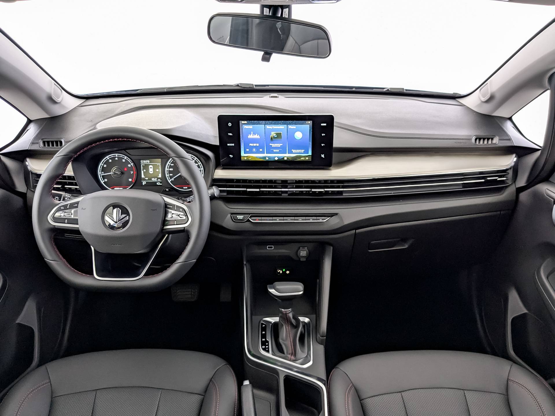 Livan X3PRO Luxury 1.5 CVT