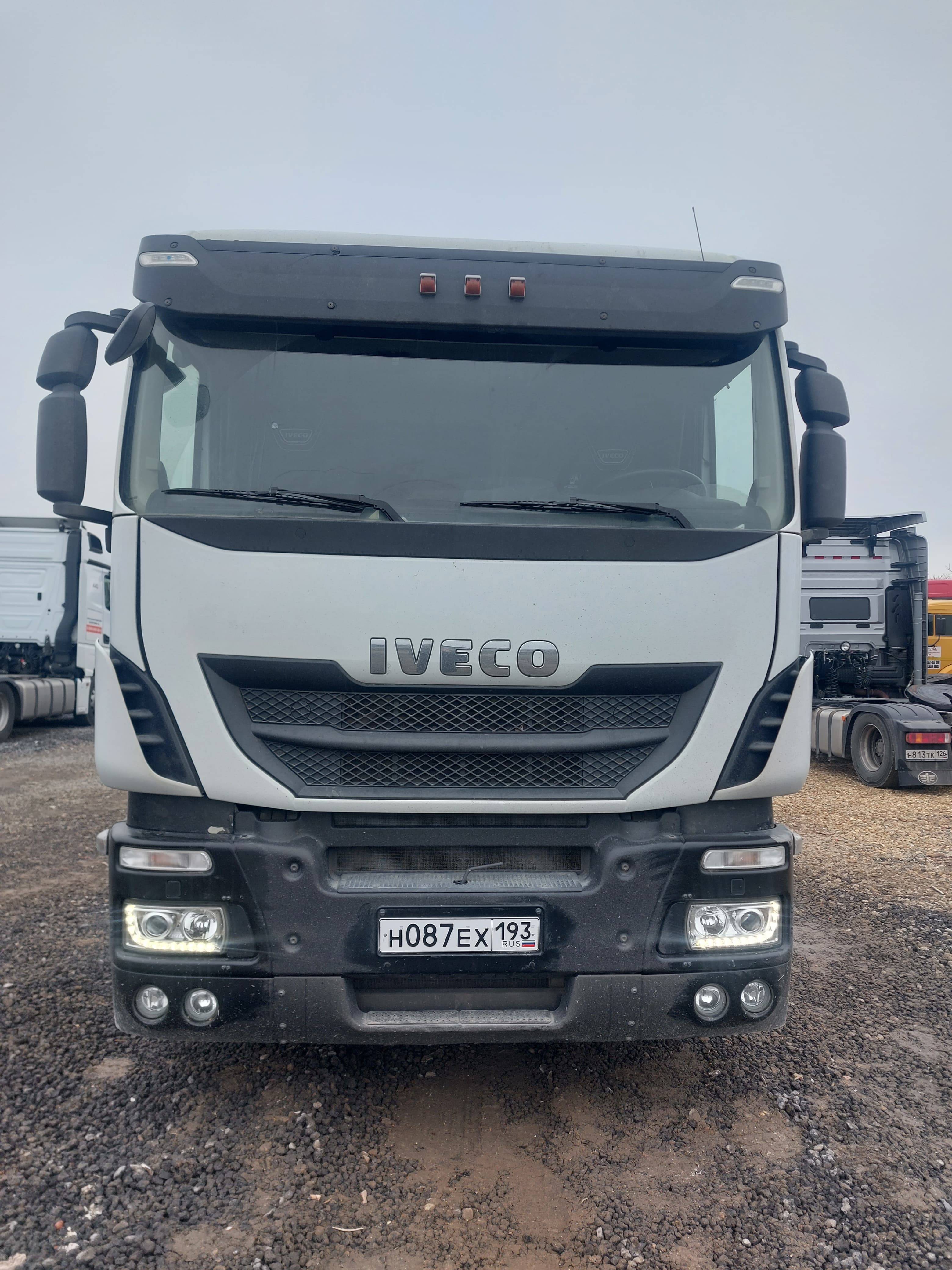 IVECO Stralis AS440S50TZP 6x4 Лот 000007368
