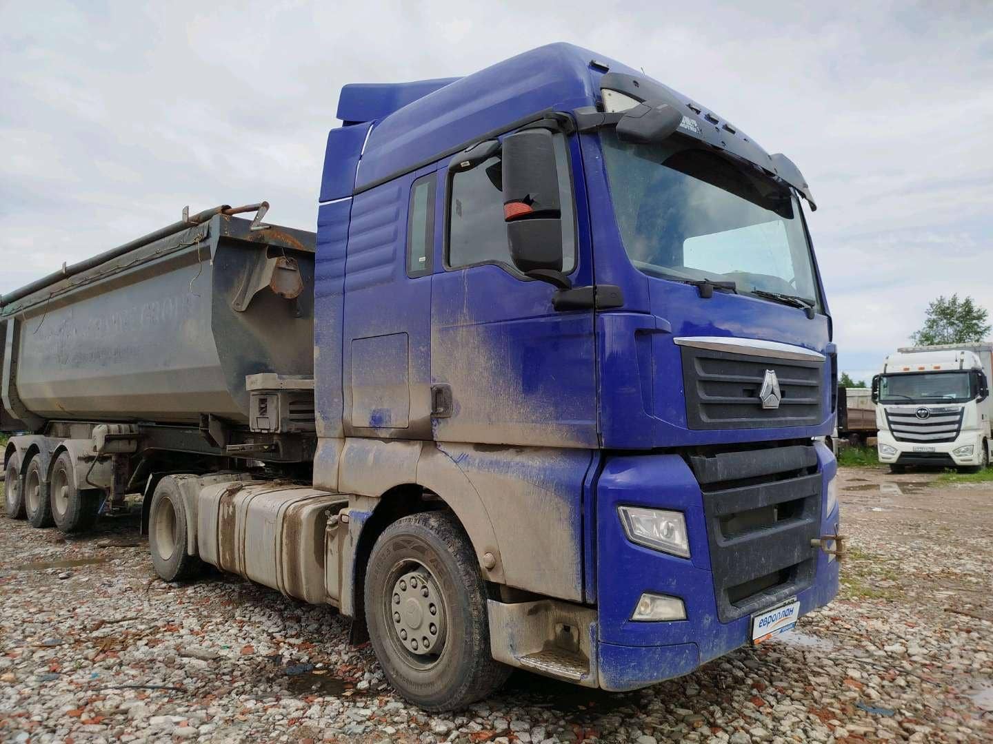 Sitrak C7H 4x2 ZZ4186V361HE,  450 000 км, 2022 года в лизинг
