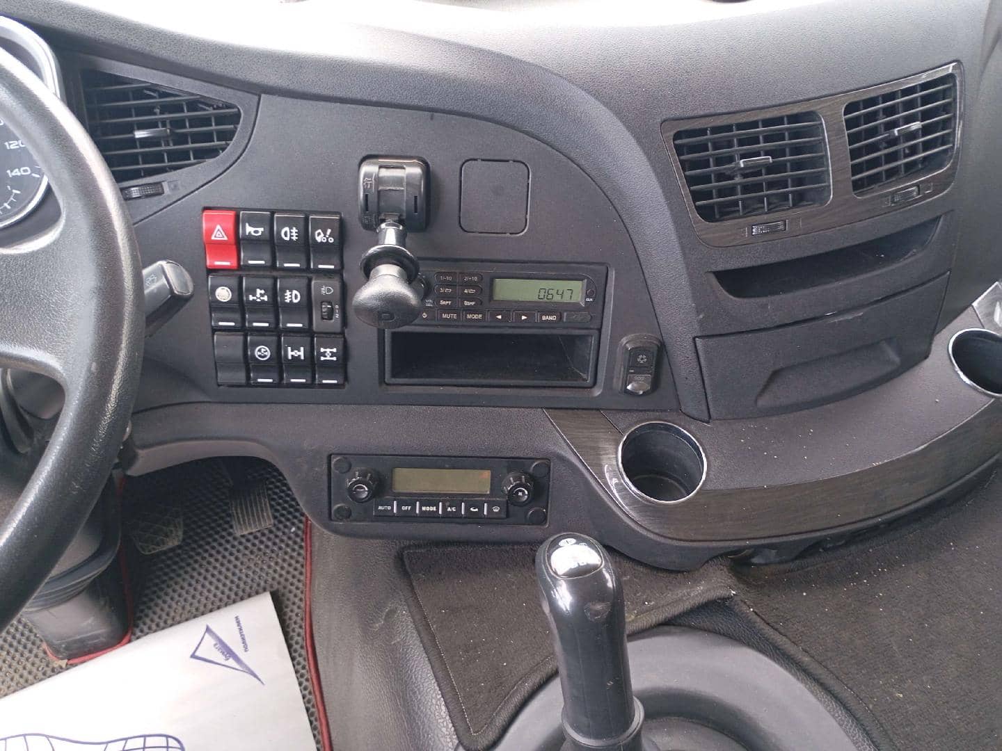 FAW CA3310P66K24T4E5 8х4,  117 082 км, 2024 года в лизинг