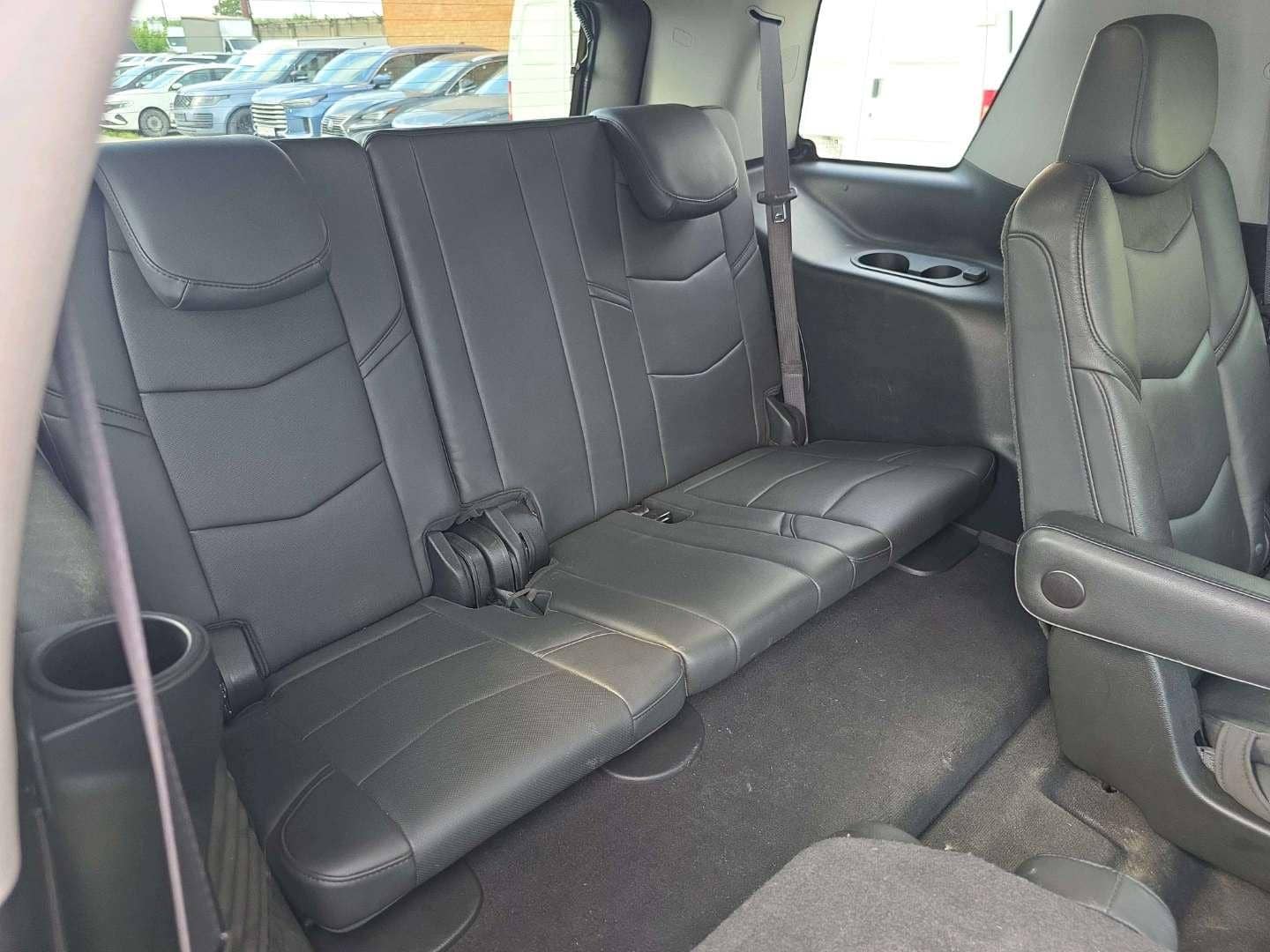 Cadillac Escalade,  85 993 км, 2019 года в лизинг