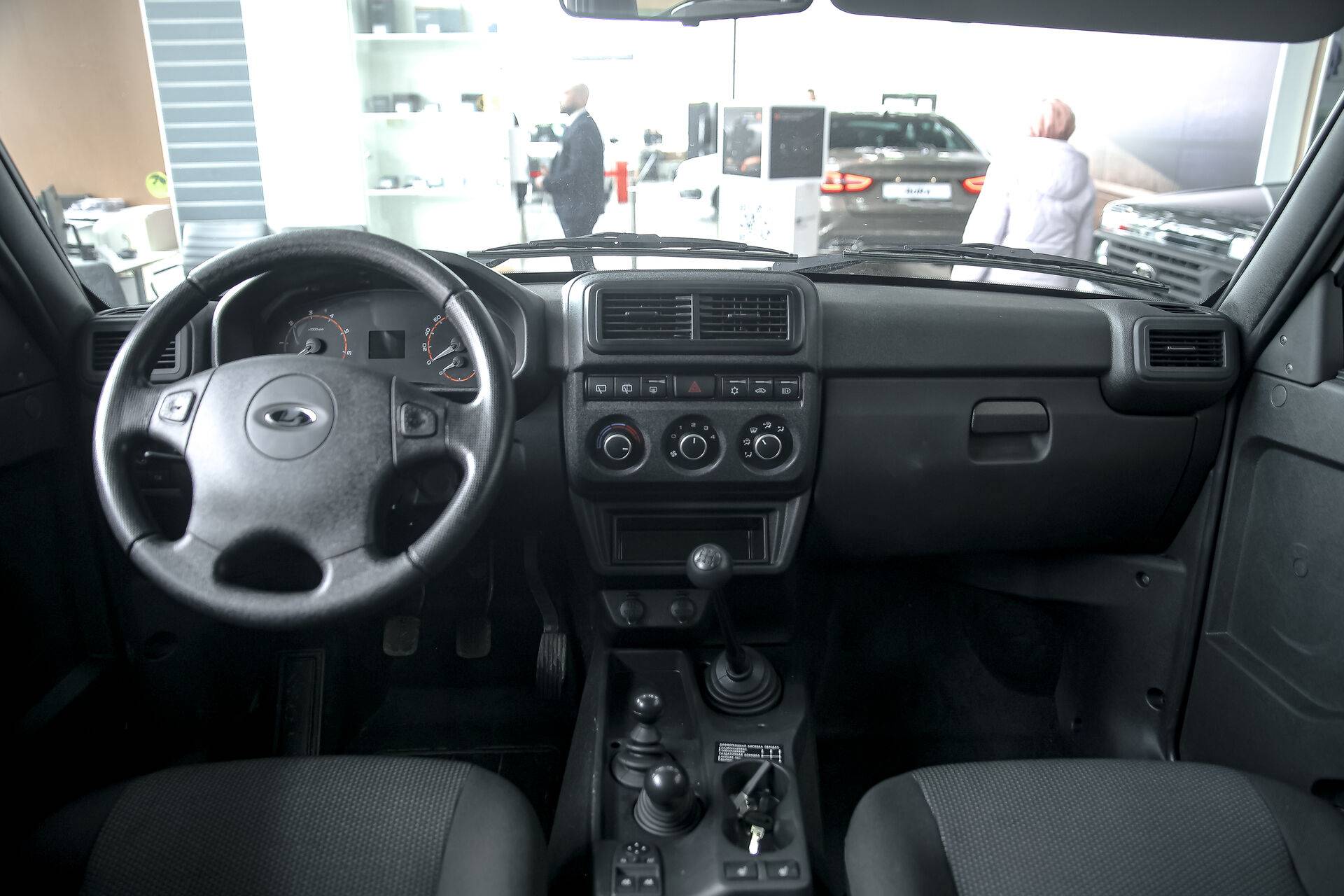 Lada Niva Legend Bronto Luxe 1.7 5MT