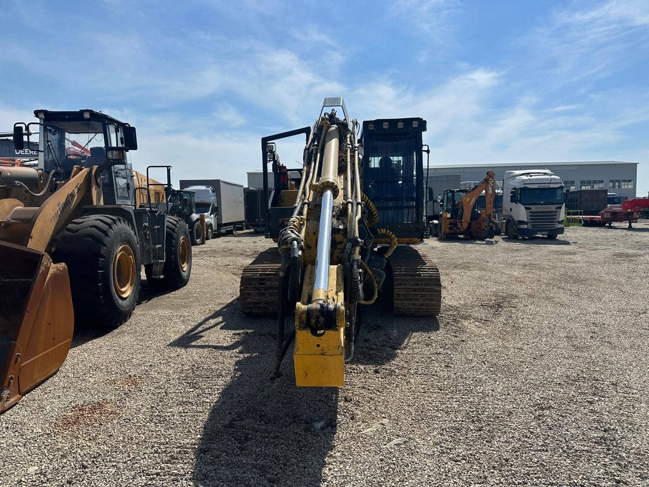 KOMATSU PC210LC-10M0 с харвестрной головкой Komatsu C144, 2022 года в лизинг