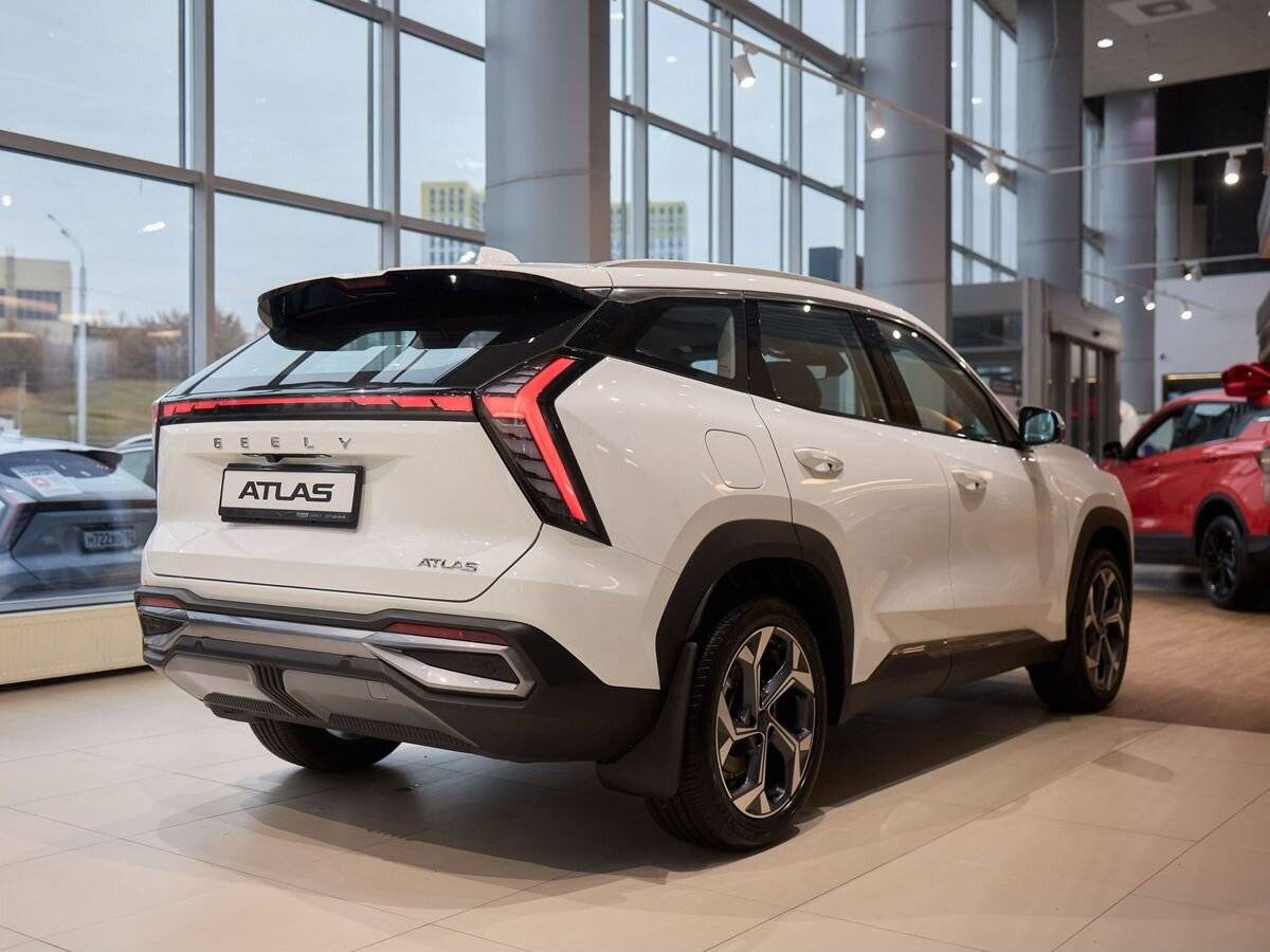 Geely Atlas Flagship 2.0T 8AT 4WD