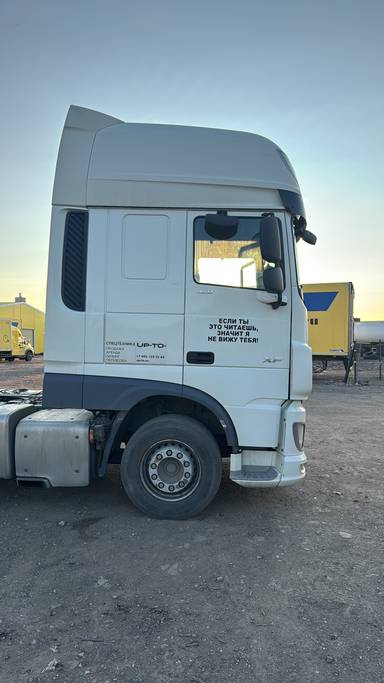 DAF XF 450 FT 4x2 (Space Cab)