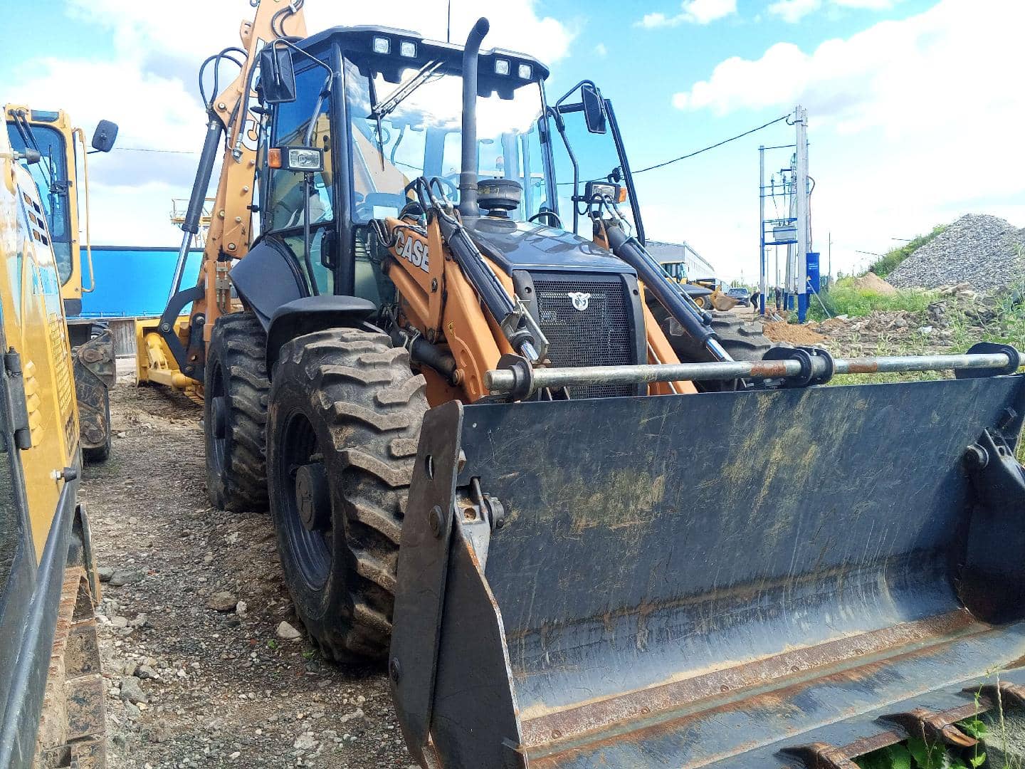 CASE 695SV