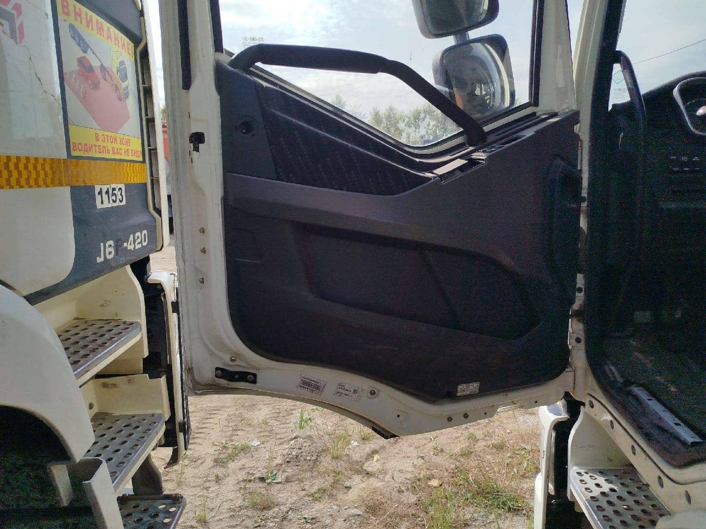 FAW CA3250P66K24L1TE5 6x6,  100 км, 2023 года в лизинг