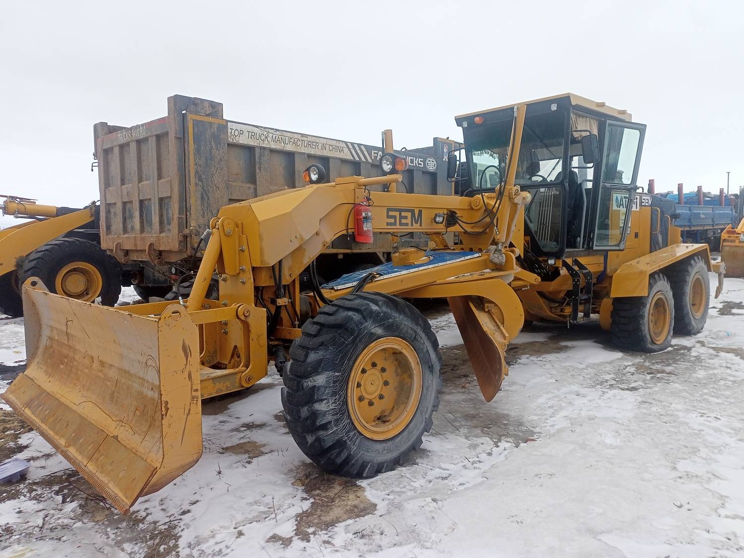 SEM 922 AWD