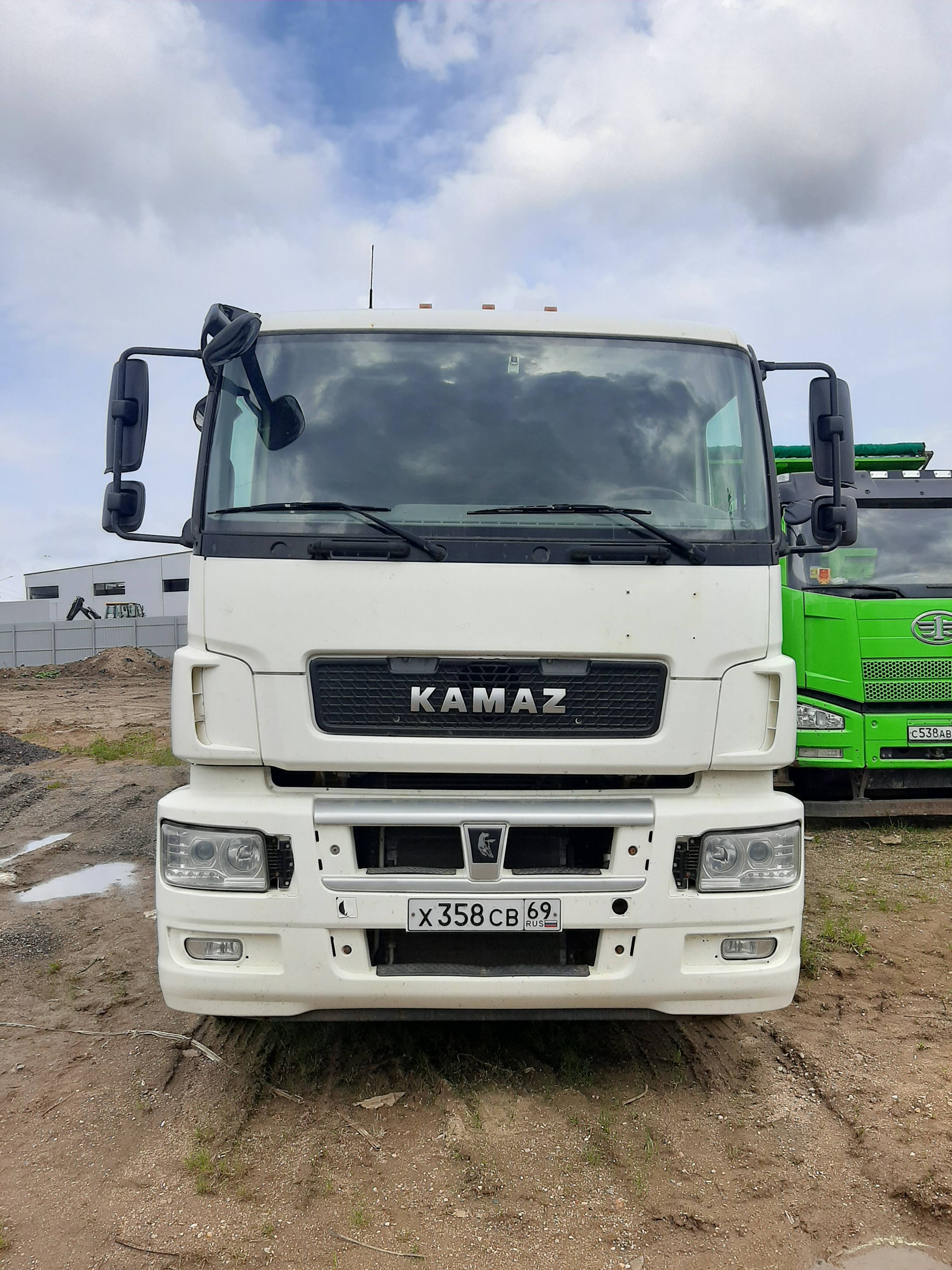 КАМАЗ 65209-S5 (Т2640)