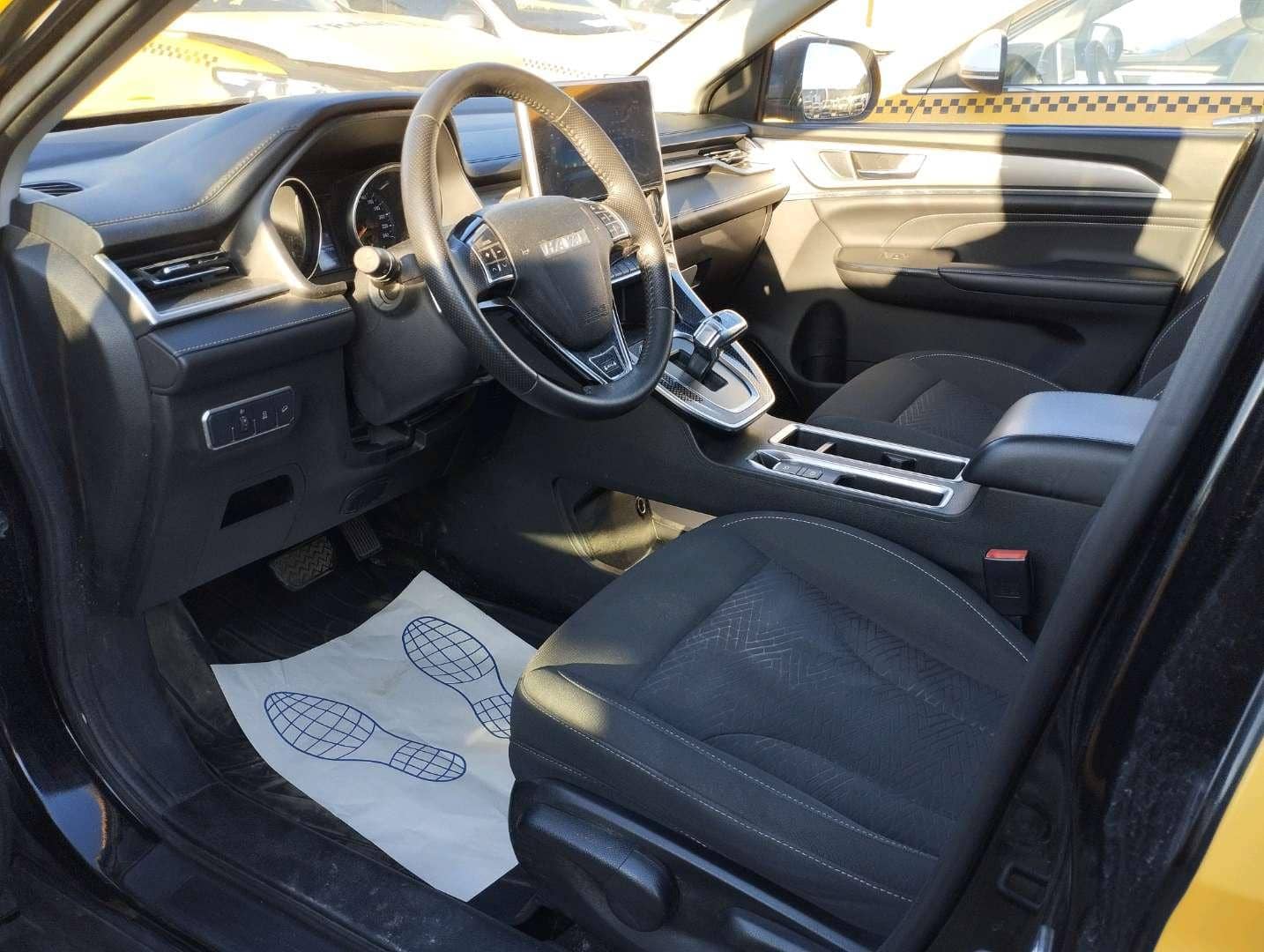 Haval M6,  181 472 км, 2023 года в лизинг