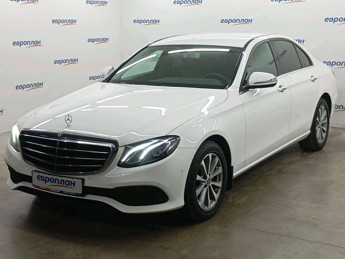 Mercedes-Benz E седан