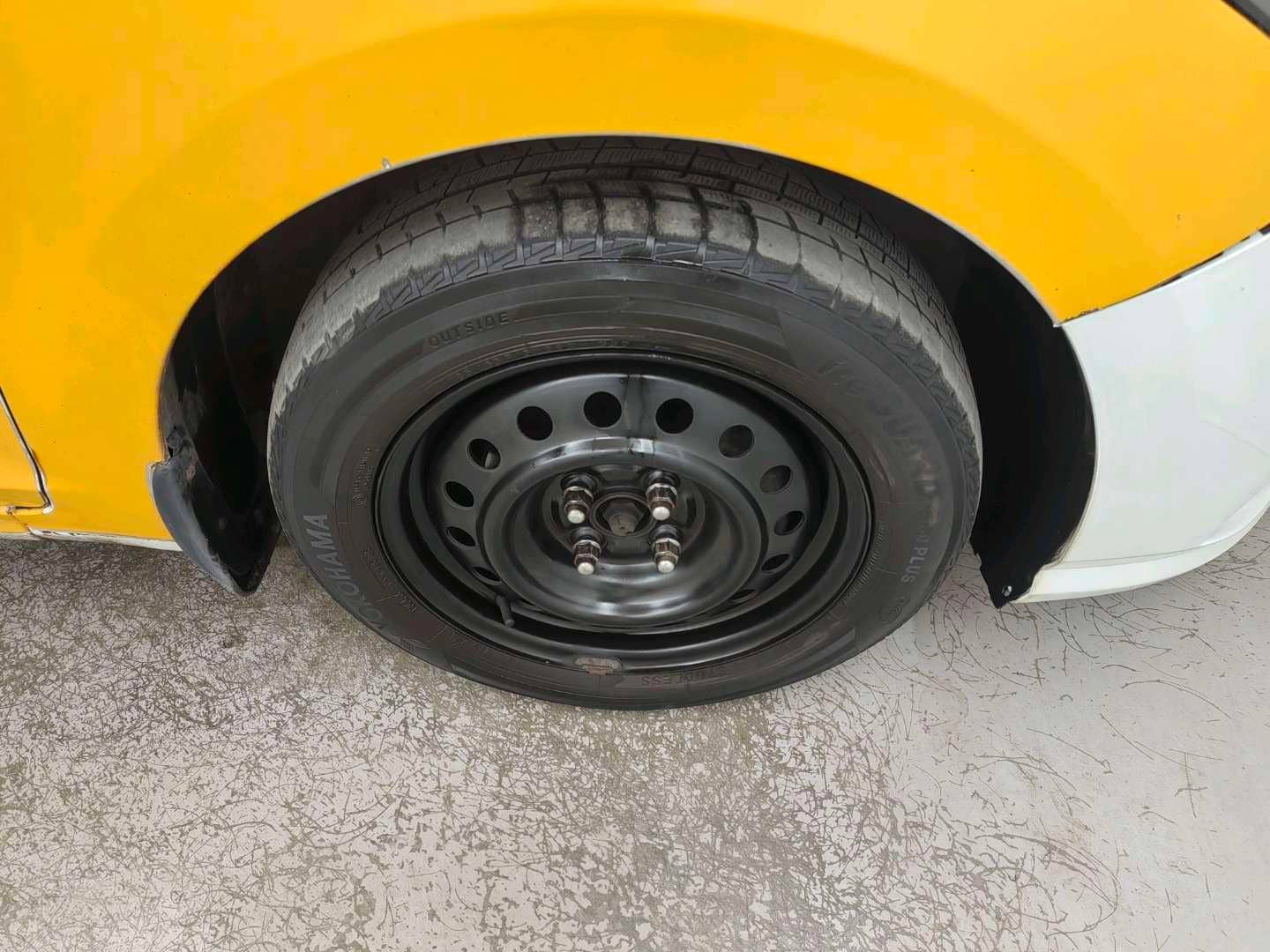 Hyundai Solaris,  418 261 км, 2021 года в лизинг
